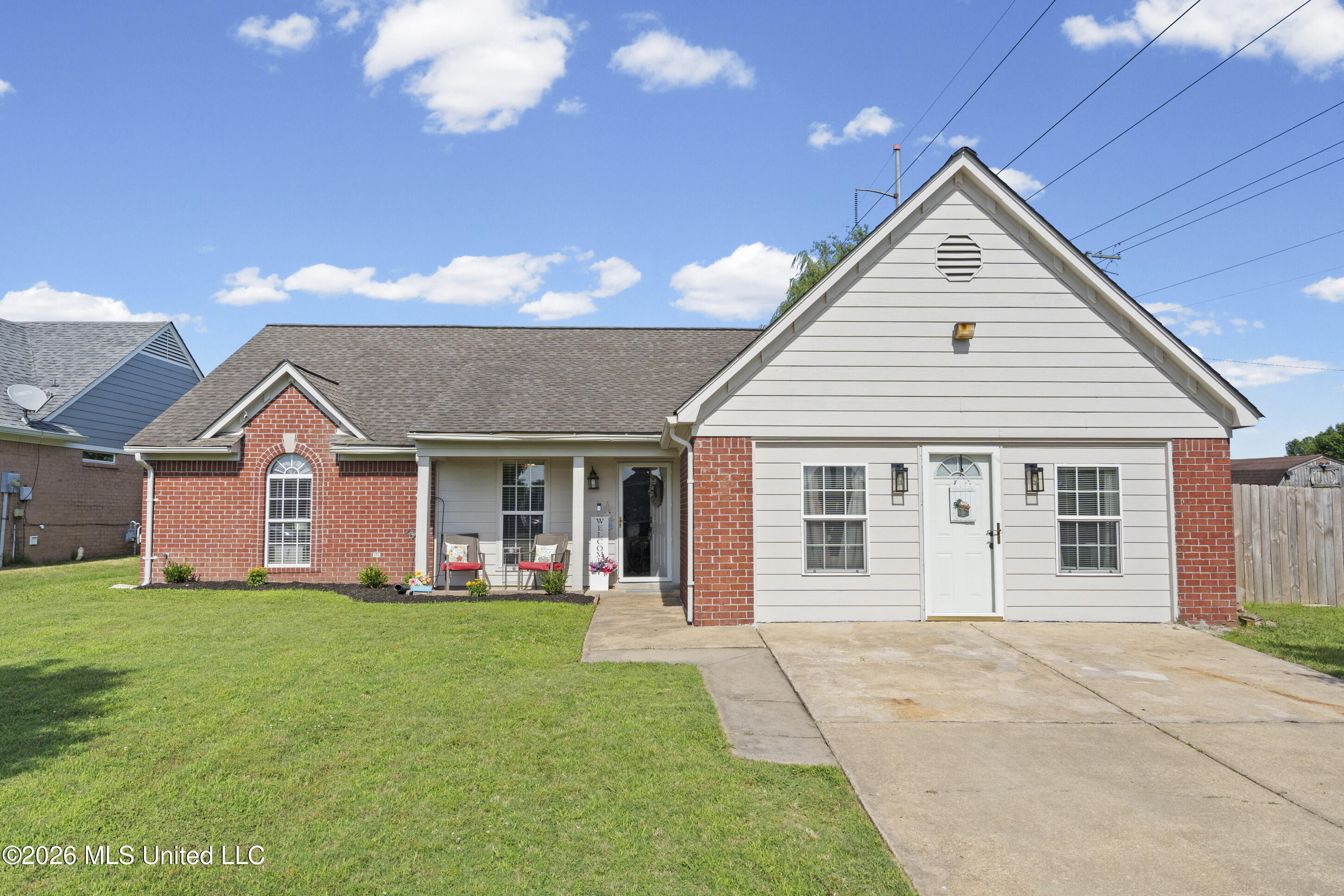 9022 Belmont Drive Property Photo 2
