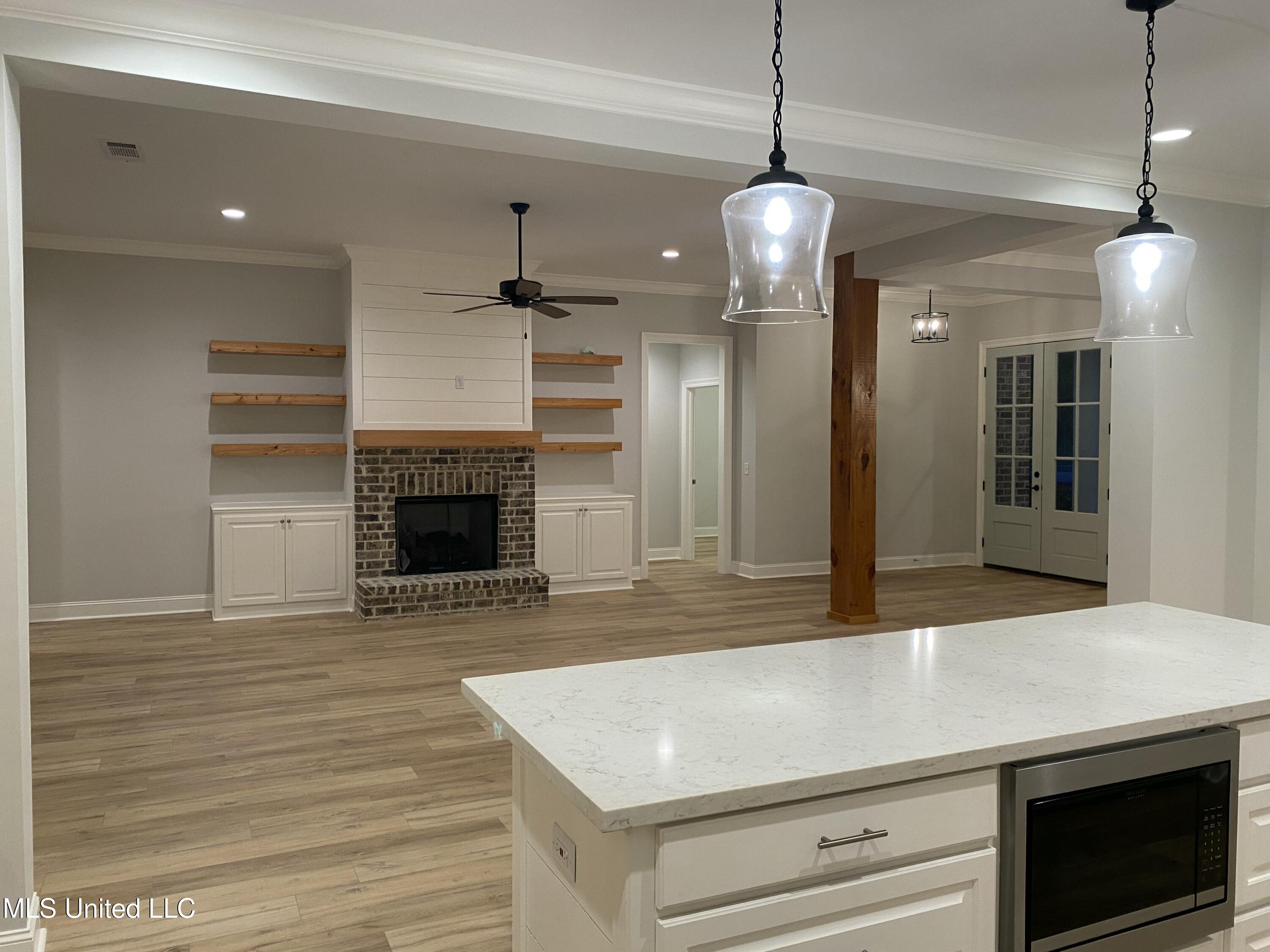 127 Salus Bend Property Photo 15