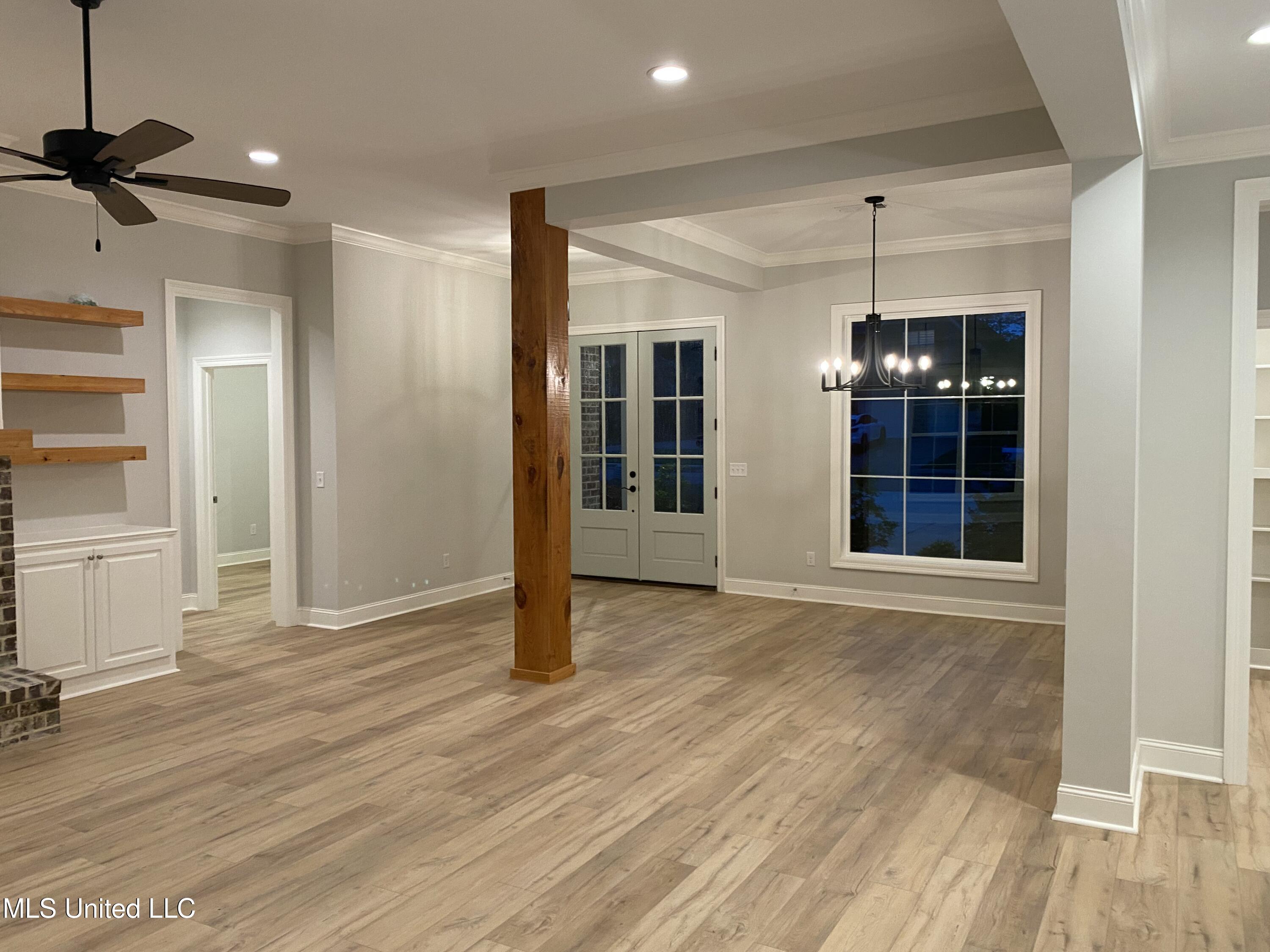 127 Salus Bend Property Photo 18