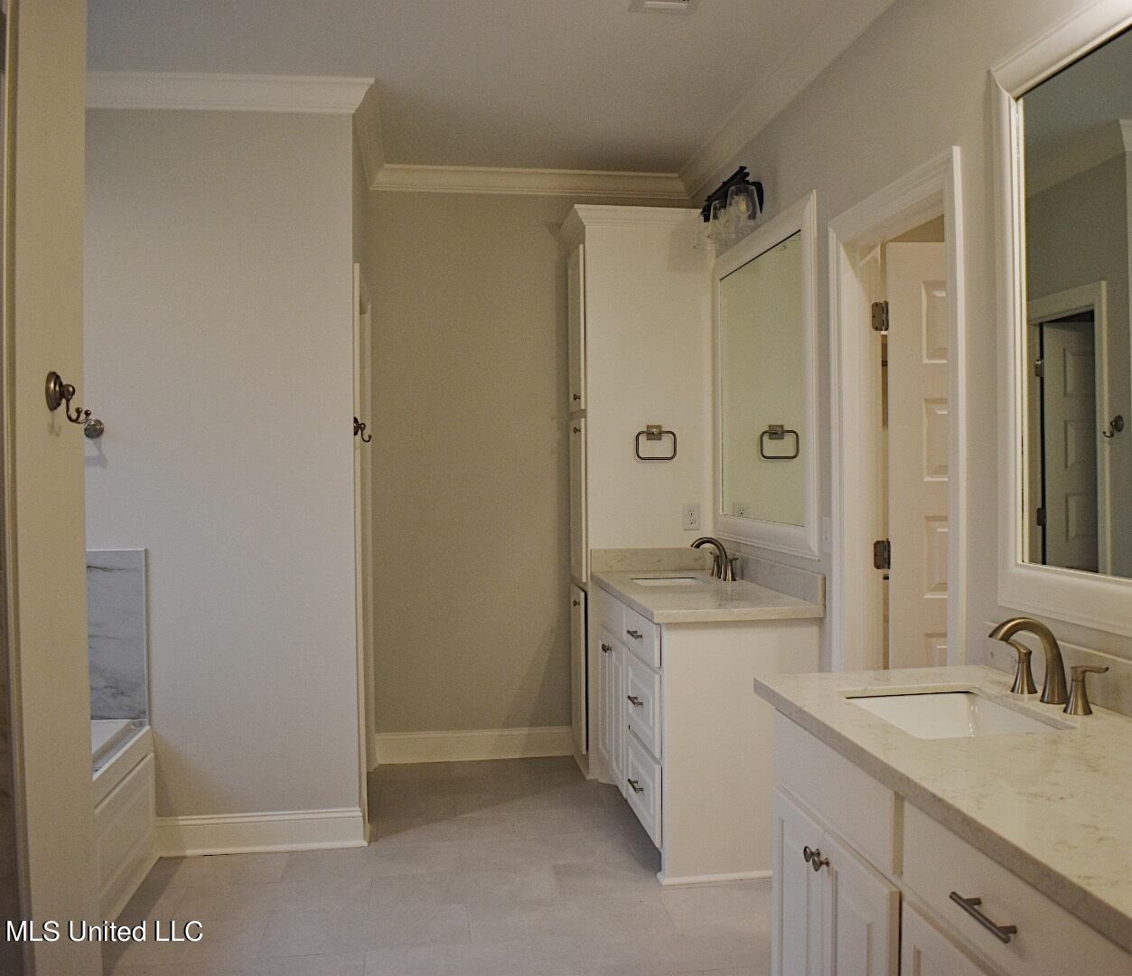 127 Salus Bend Property Photo 22