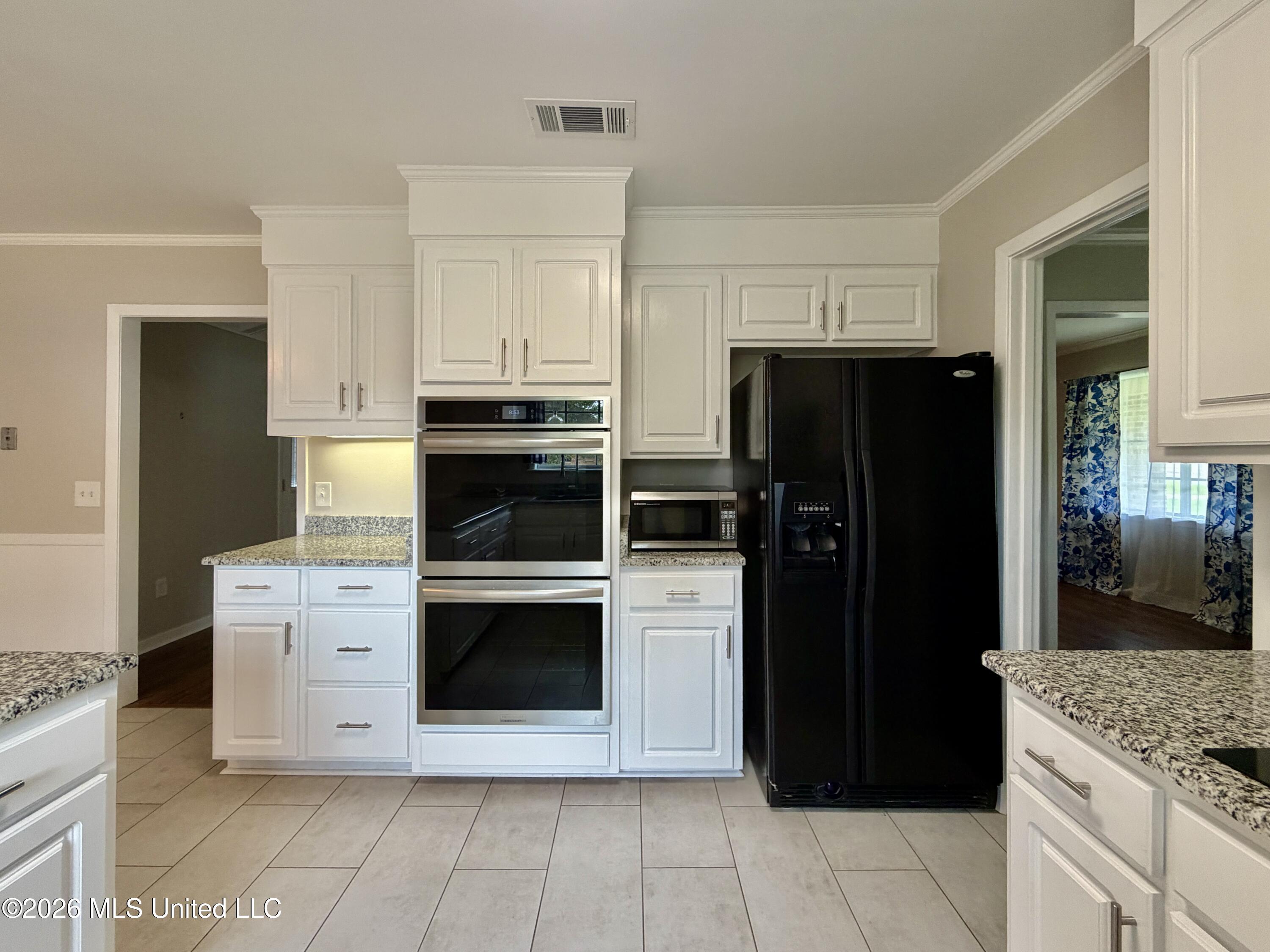 1206 Dartmoor Drive Property Photo 20