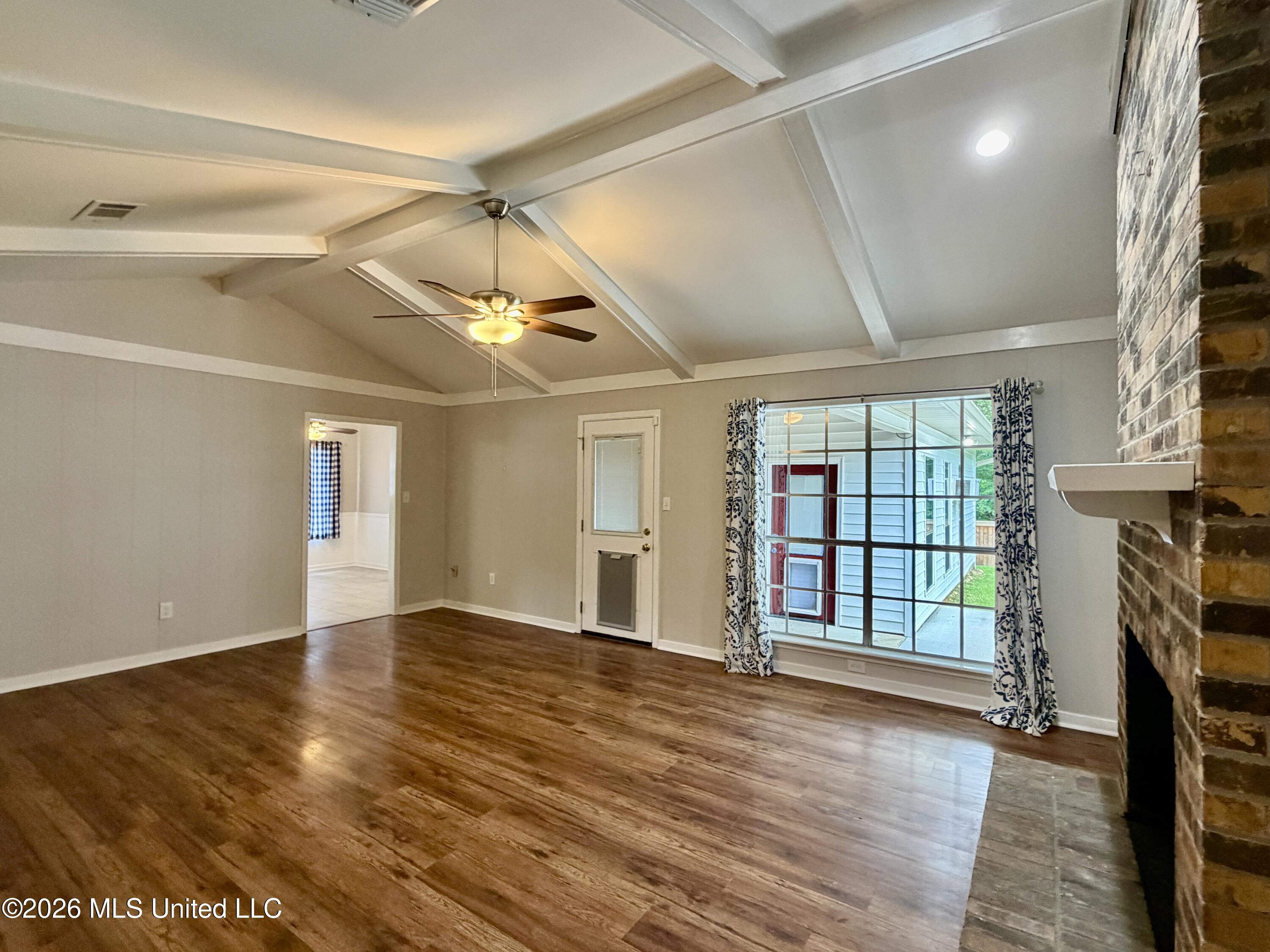 1206 Dartmoor Drive Property Photo 27