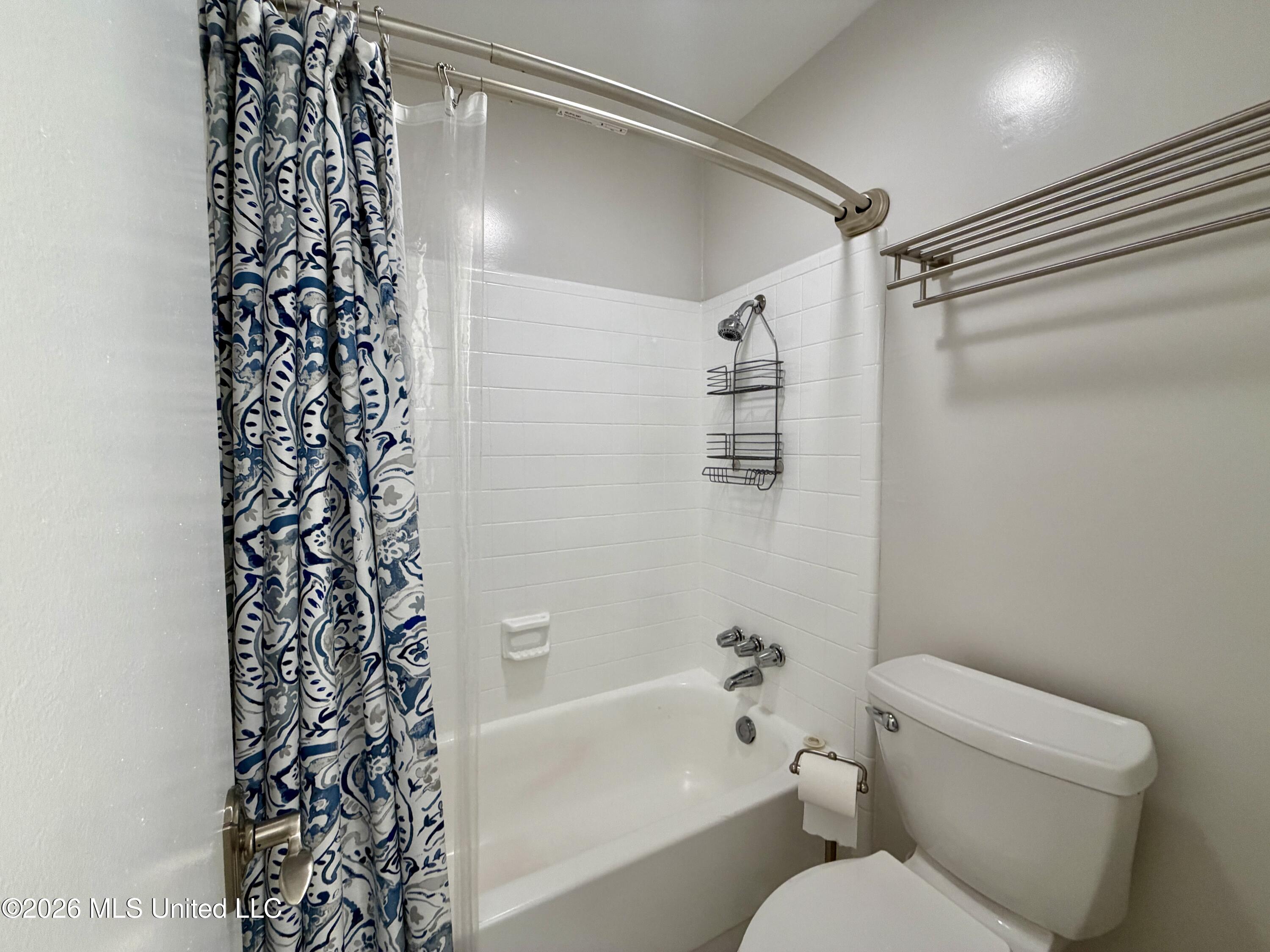 1206 Dartmoor Drive Property Photo 35
