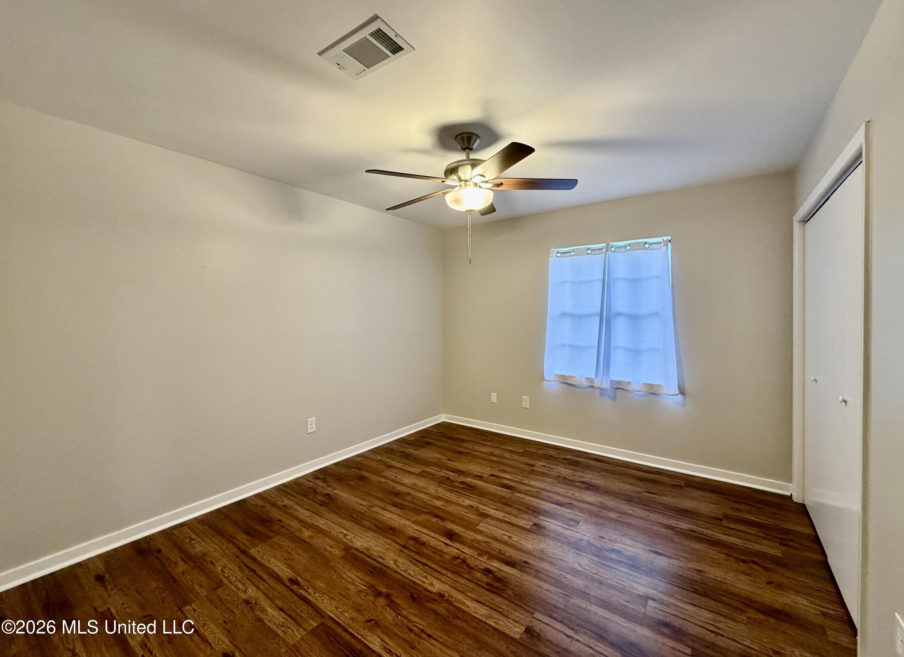 1206 Dartmoor Drive Property Photo 39