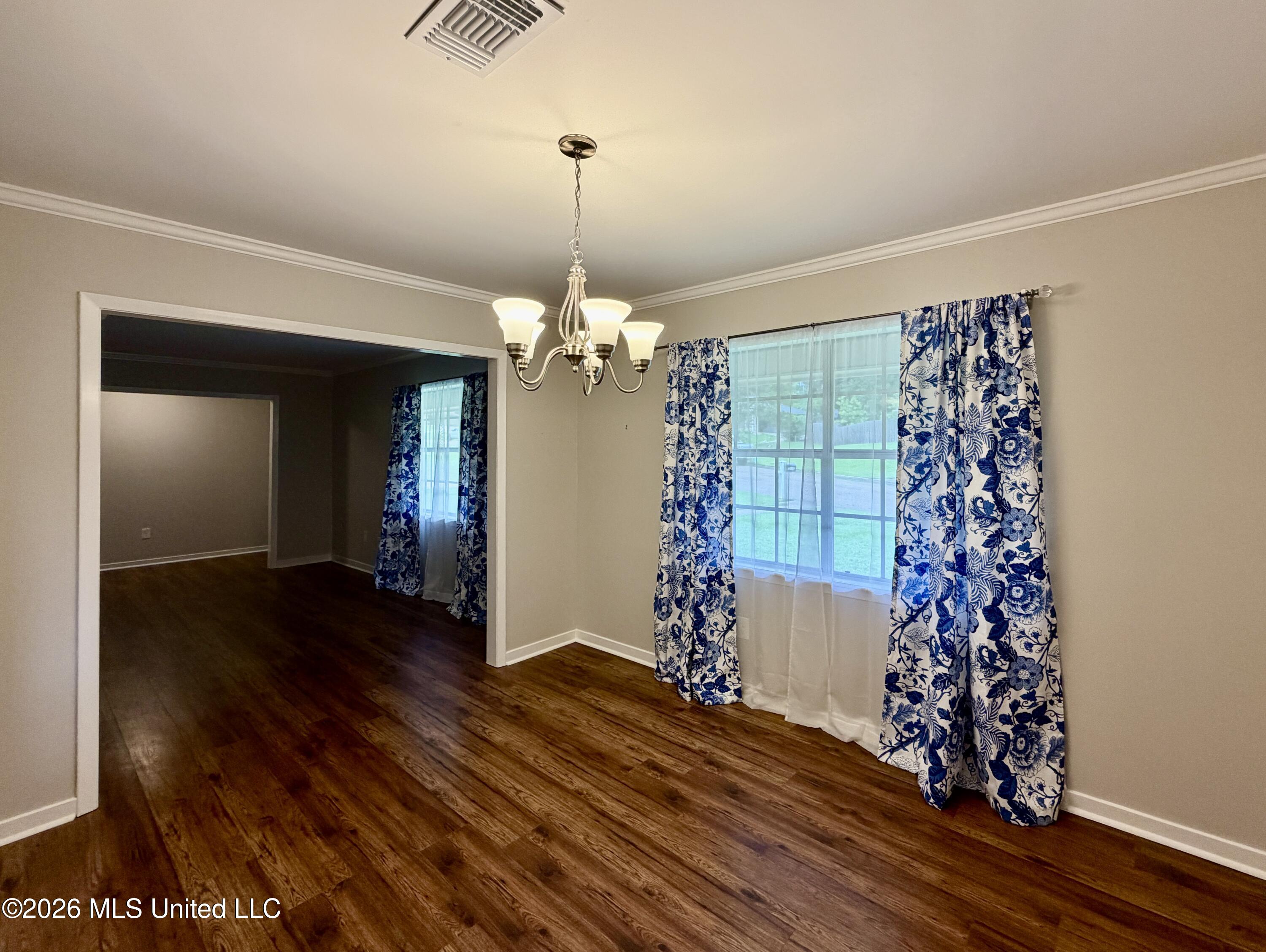 1206 Dartmoor Drive Property Photo 42