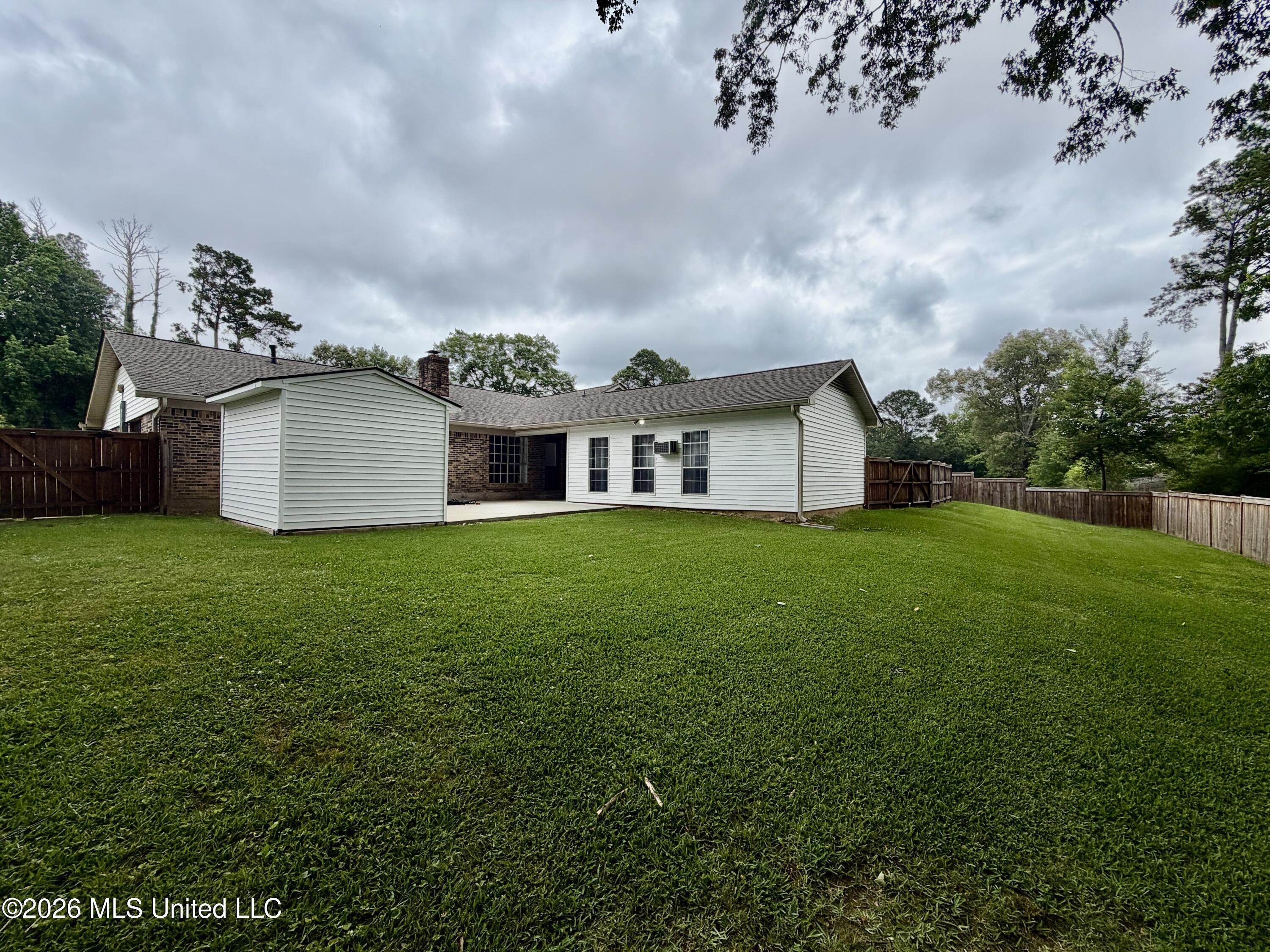 1206 Dartmoor Drive Property Photo 48