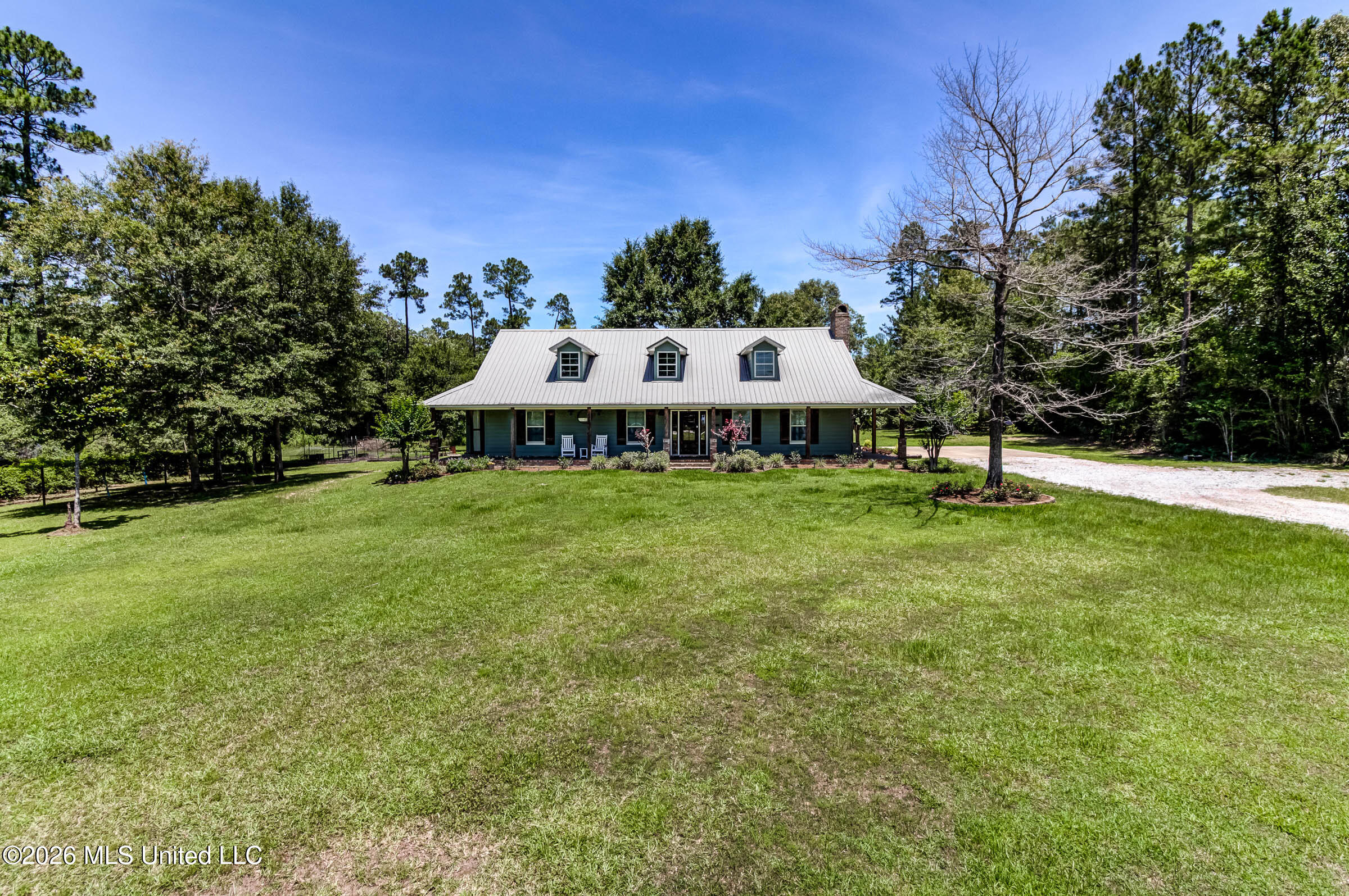 17242 E Spring Lake Drive Property Photo 12
