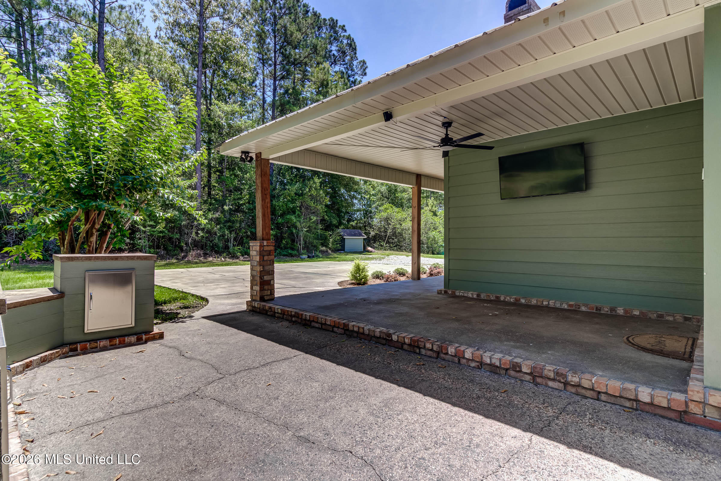17242 E Spring Lake Drive Property Photo 18