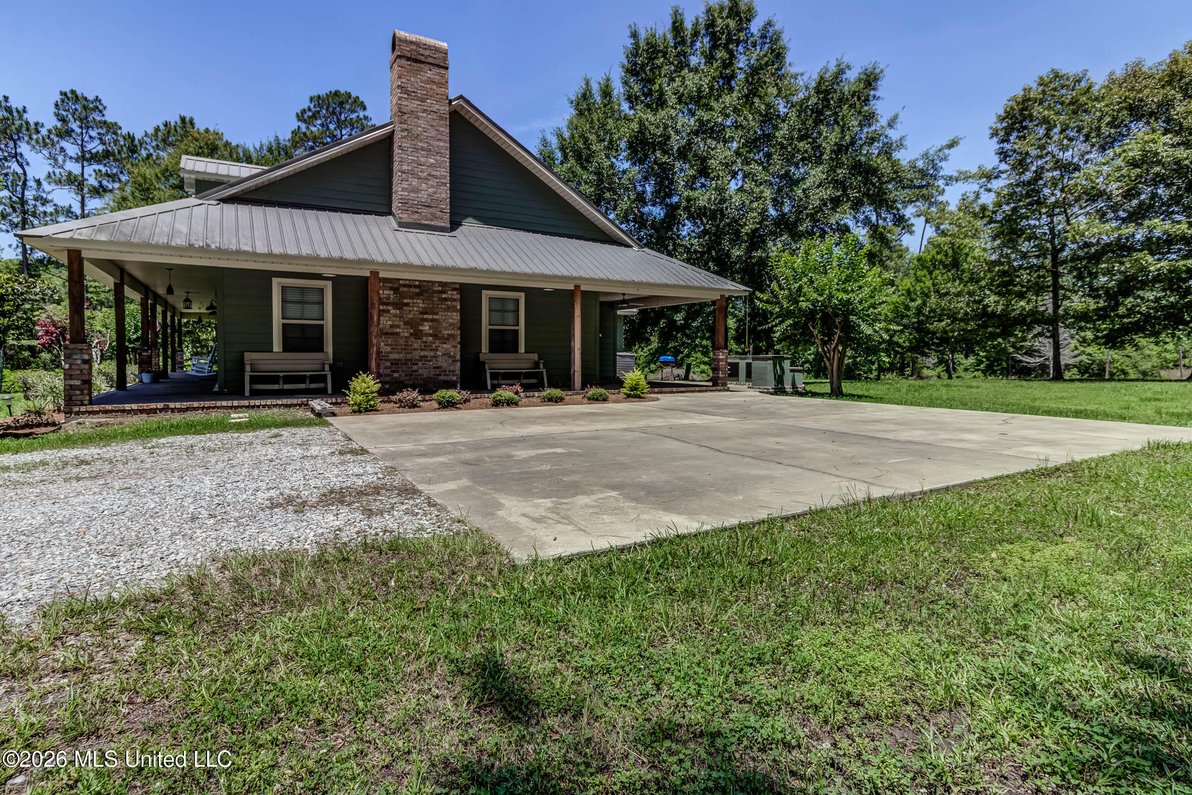 17242 E Spring Lake Drive Property Photo 20