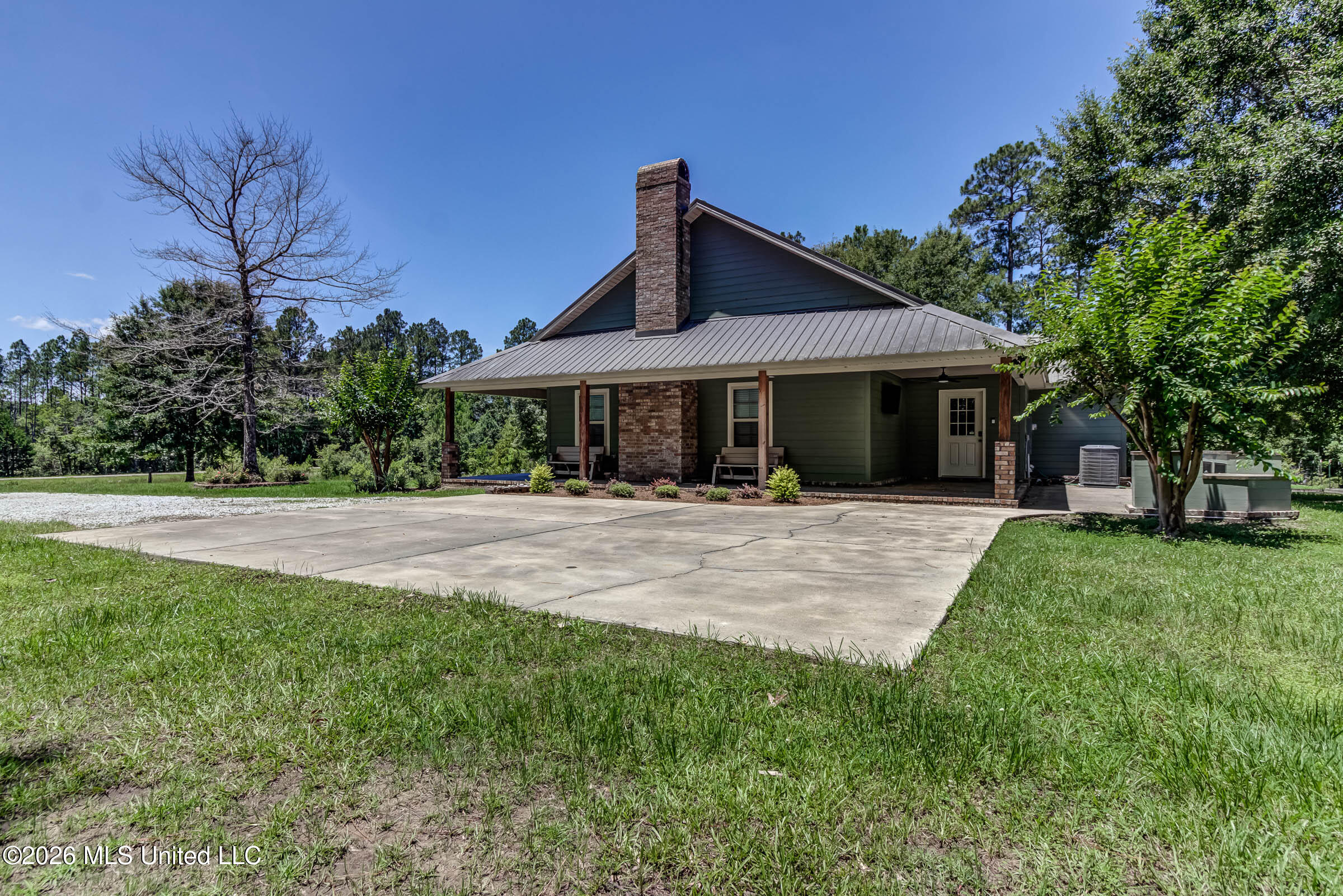 17242 E Spring Lake Drive Property Photo 21