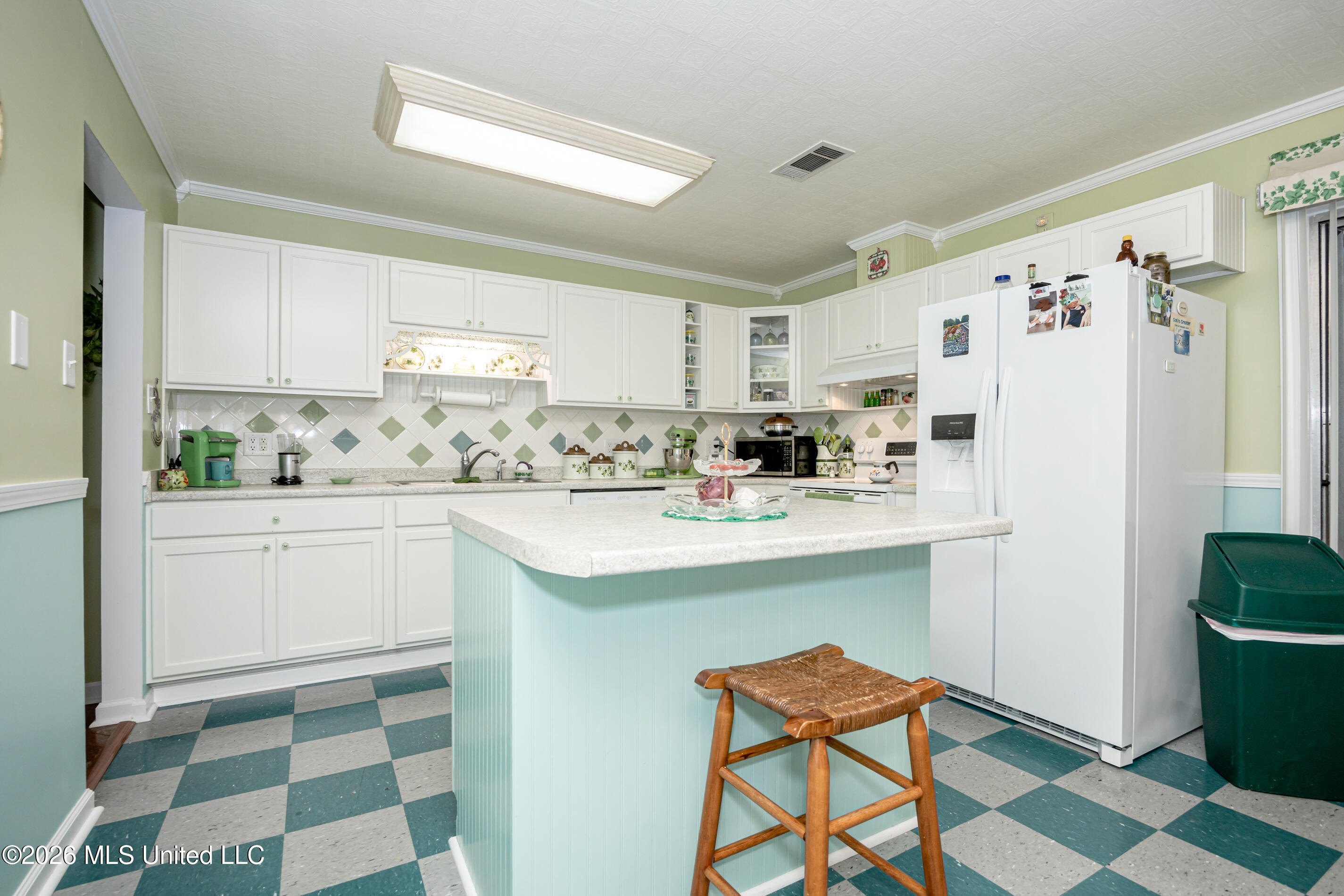 1 40th Street Property Photo 9