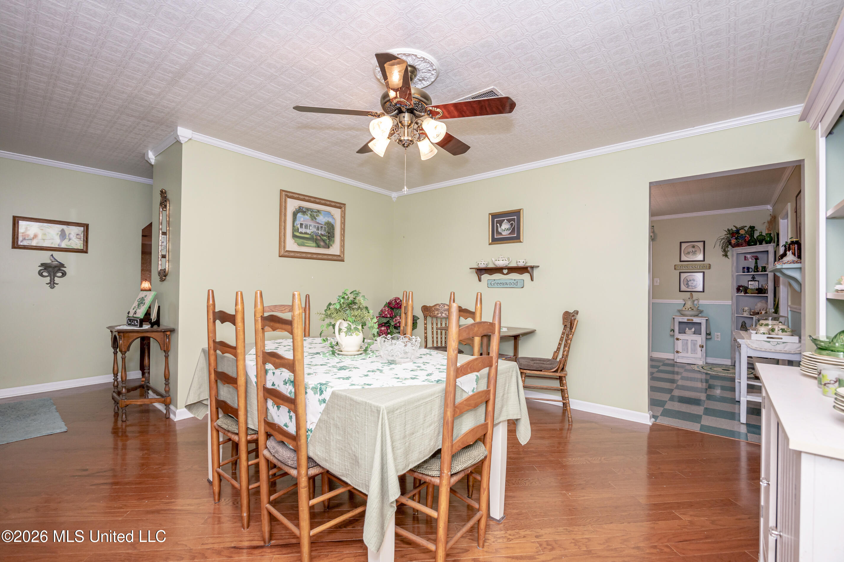 1 40th Street Property Photo 11