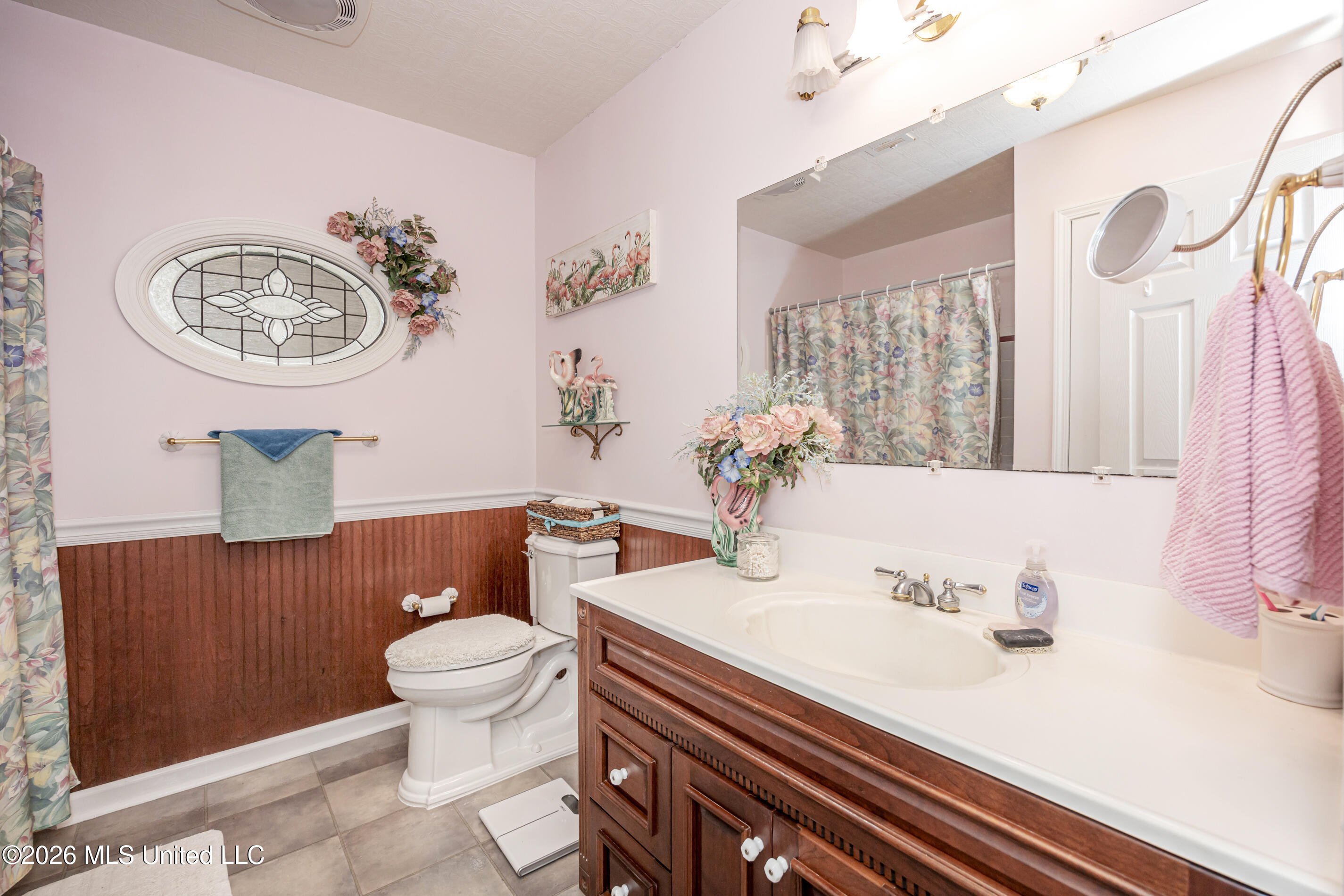 1 40th Street Property Photo 24