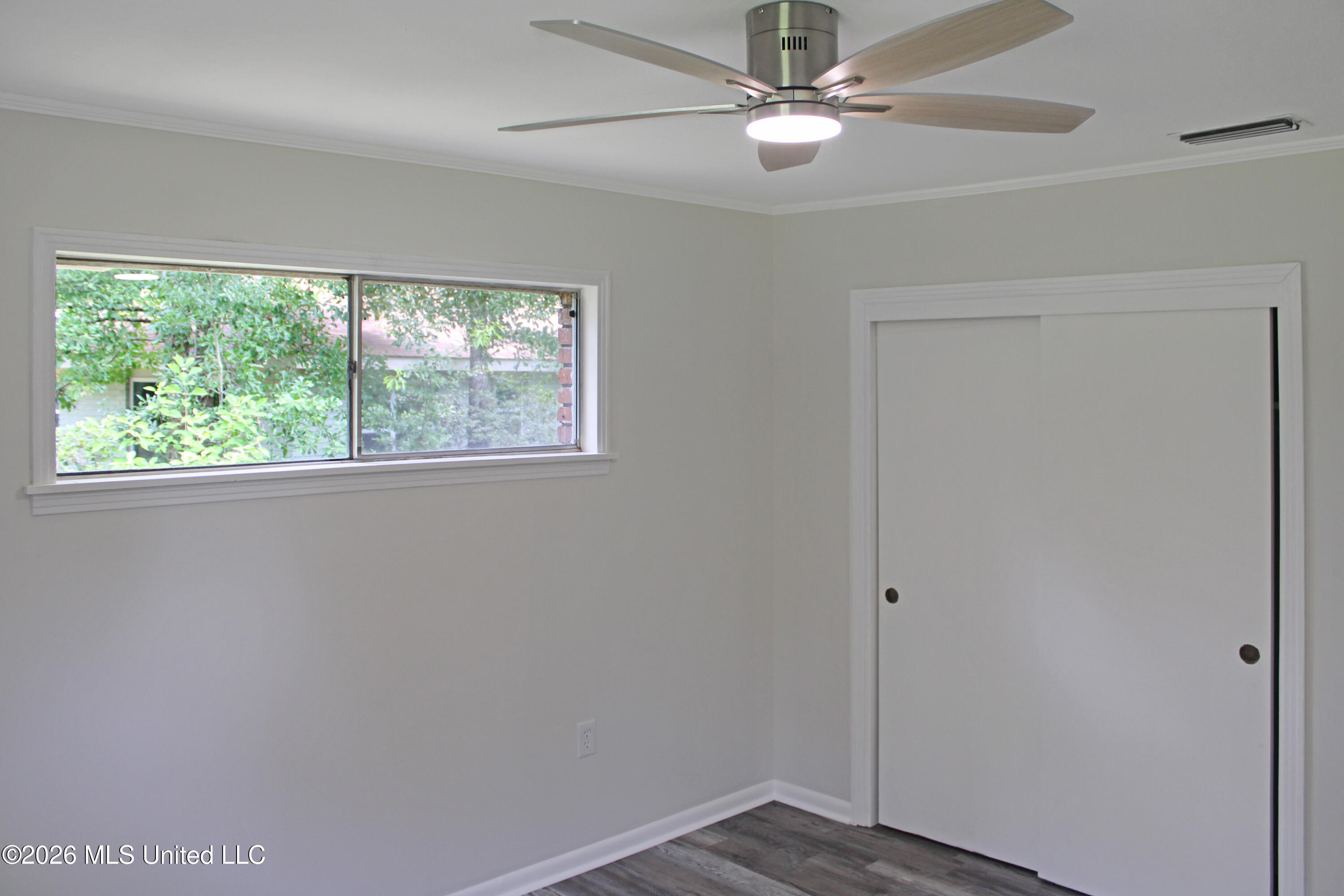 108 Tennyson Cove Property Photo 20