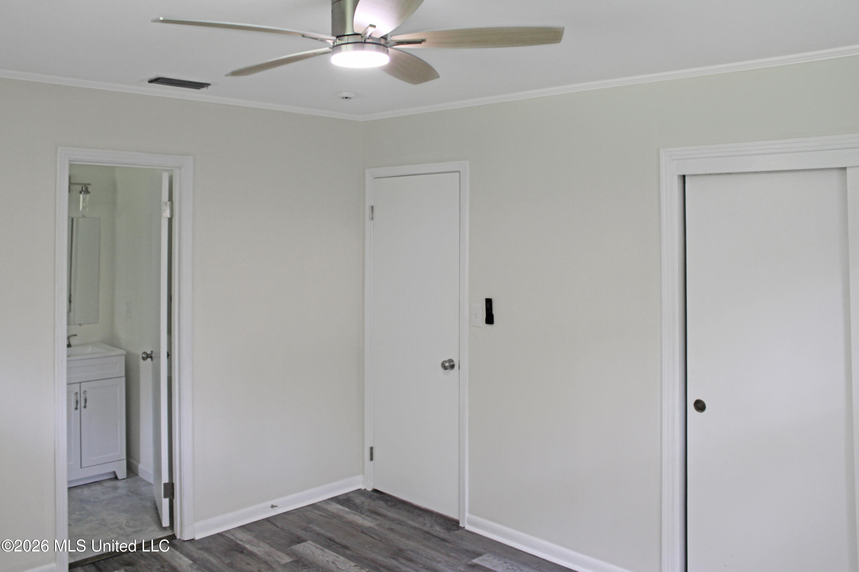 108 Tennyson Cove Property Photo 25