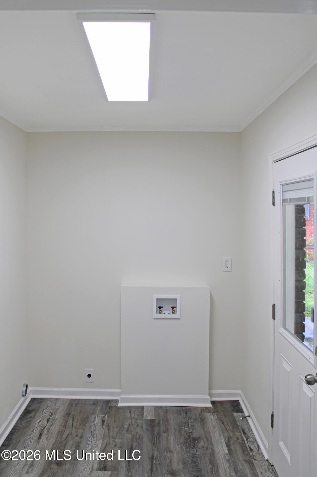 108 Tennyson Cove Property Photo 35