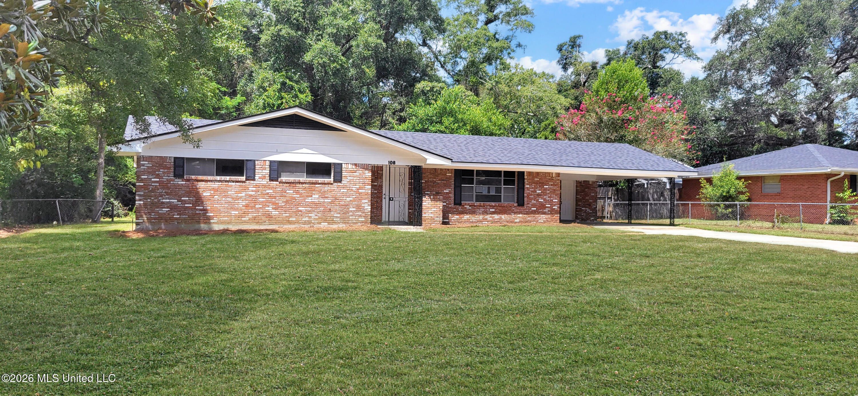 108 Tennyson Cove Property Photo 38