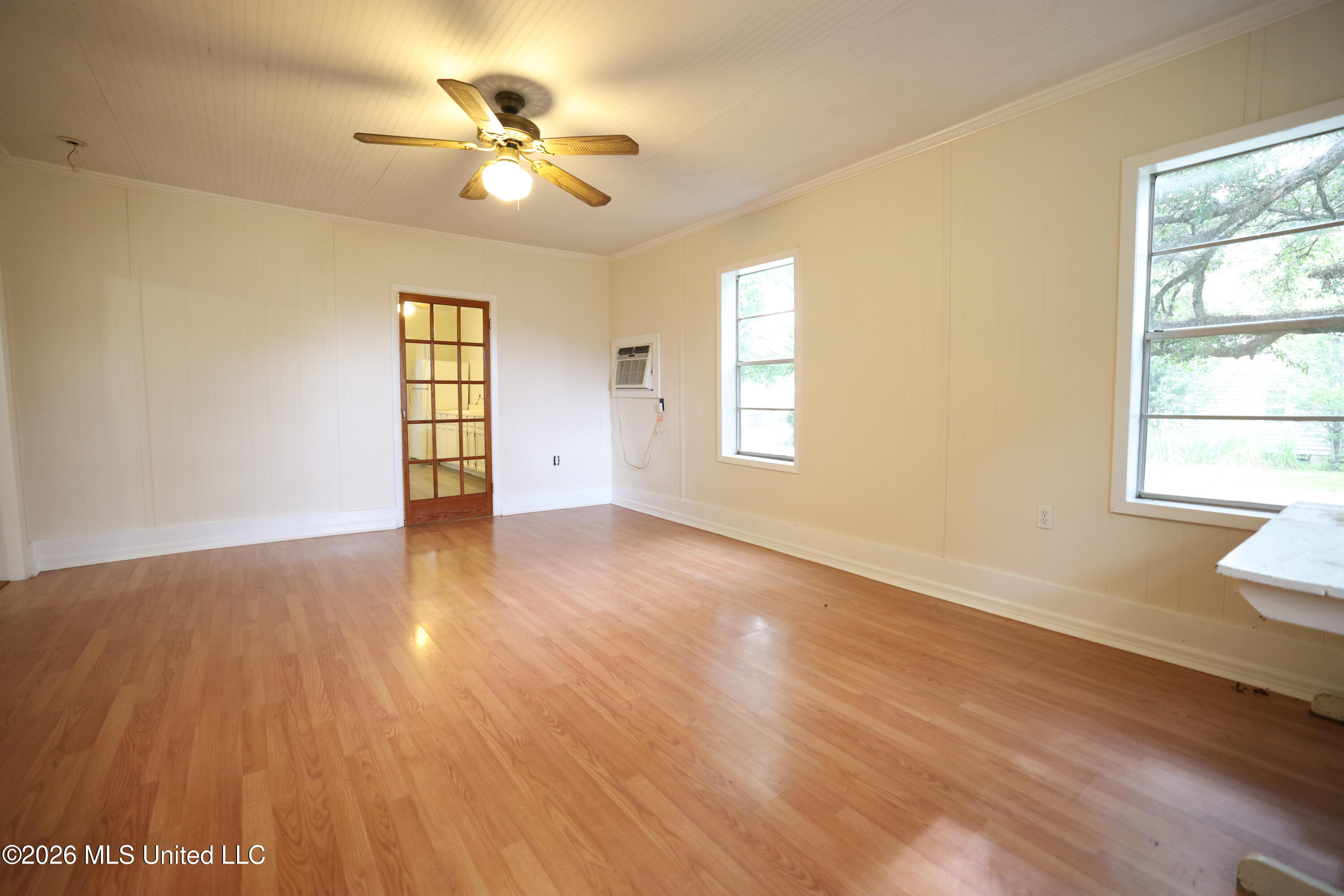 1412 Chestnut Street Property Photo 3