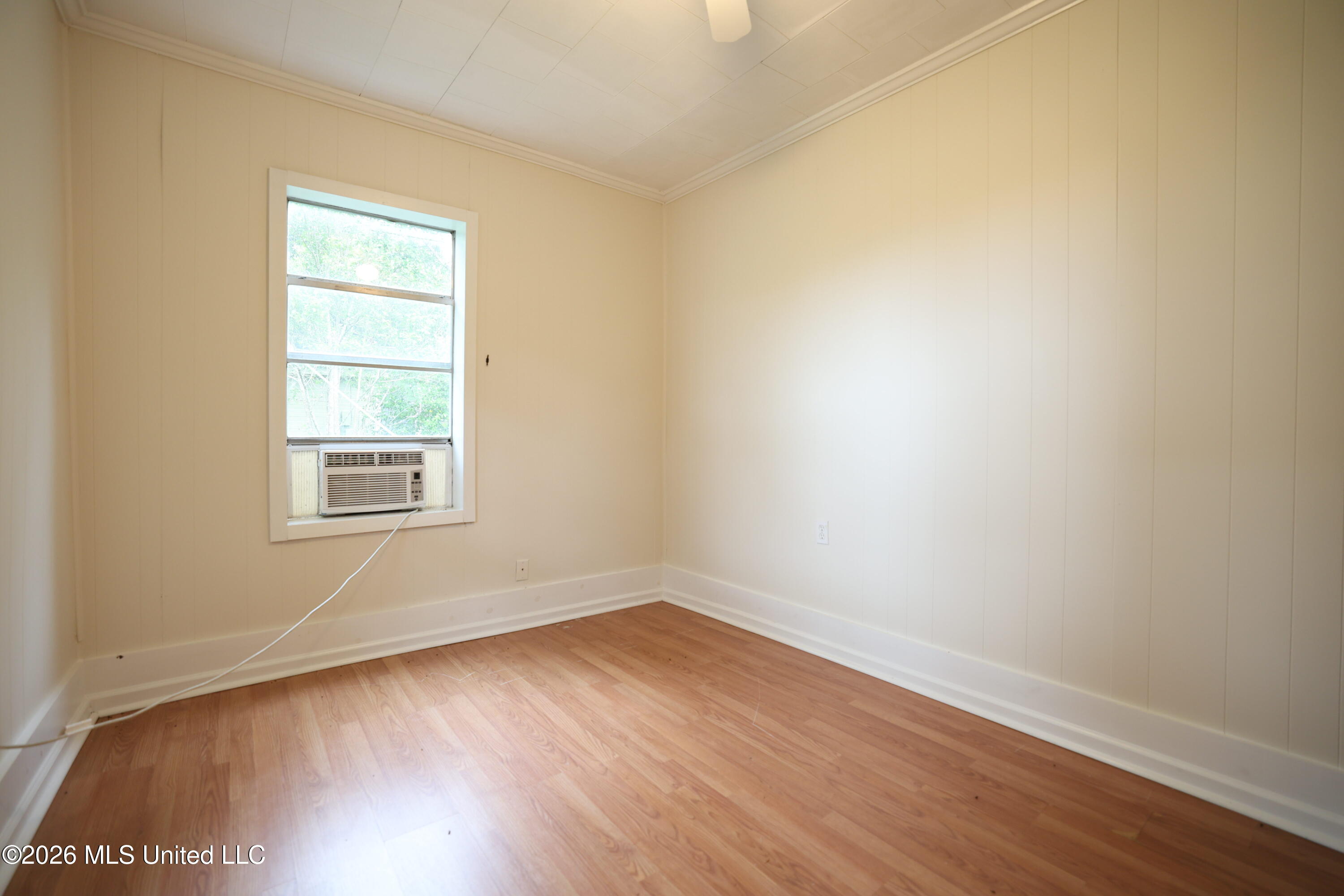 1412 Chestnut Street Property Photo 8