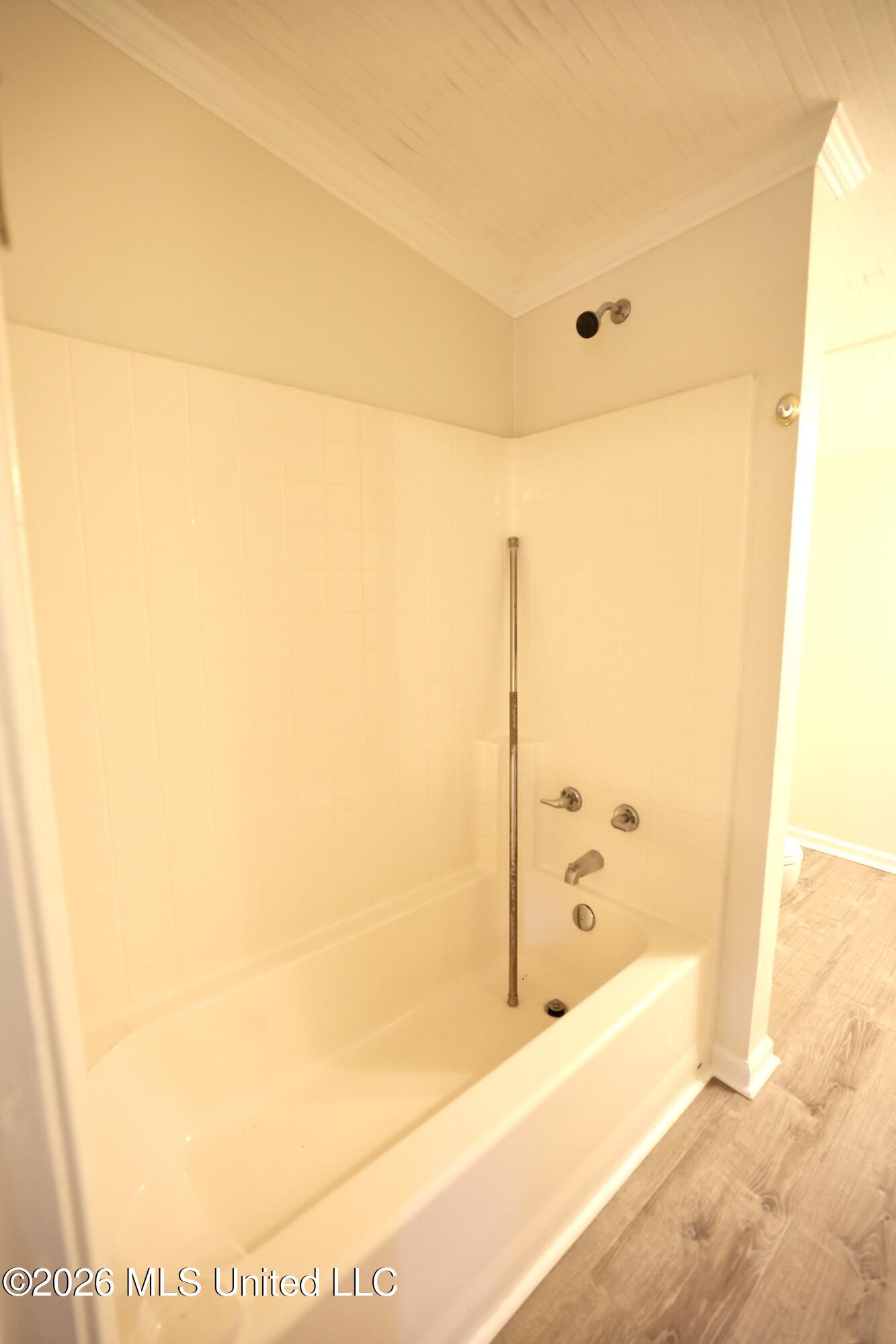 1412 Chestnut Street Property Photo 15