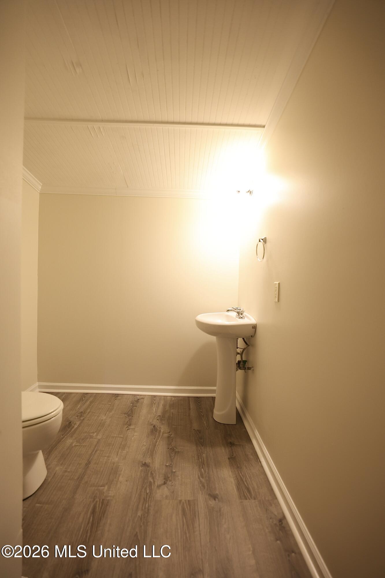 1412 Chestnut Street Property Photo 16