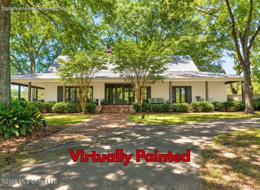5844 N Williamsburg Road Property Photo 1