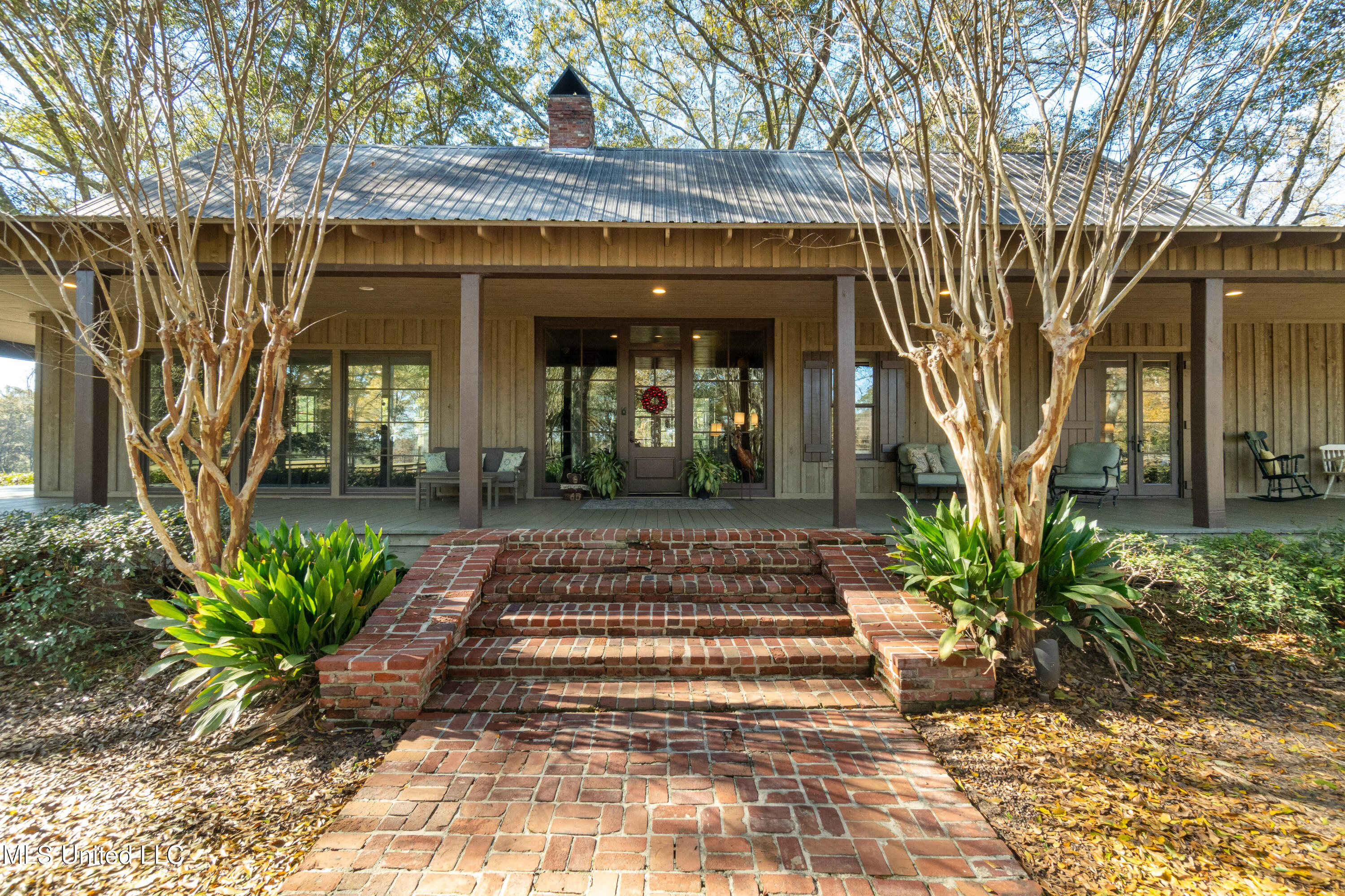 5844 N Williamsburg Road Property Photo 16