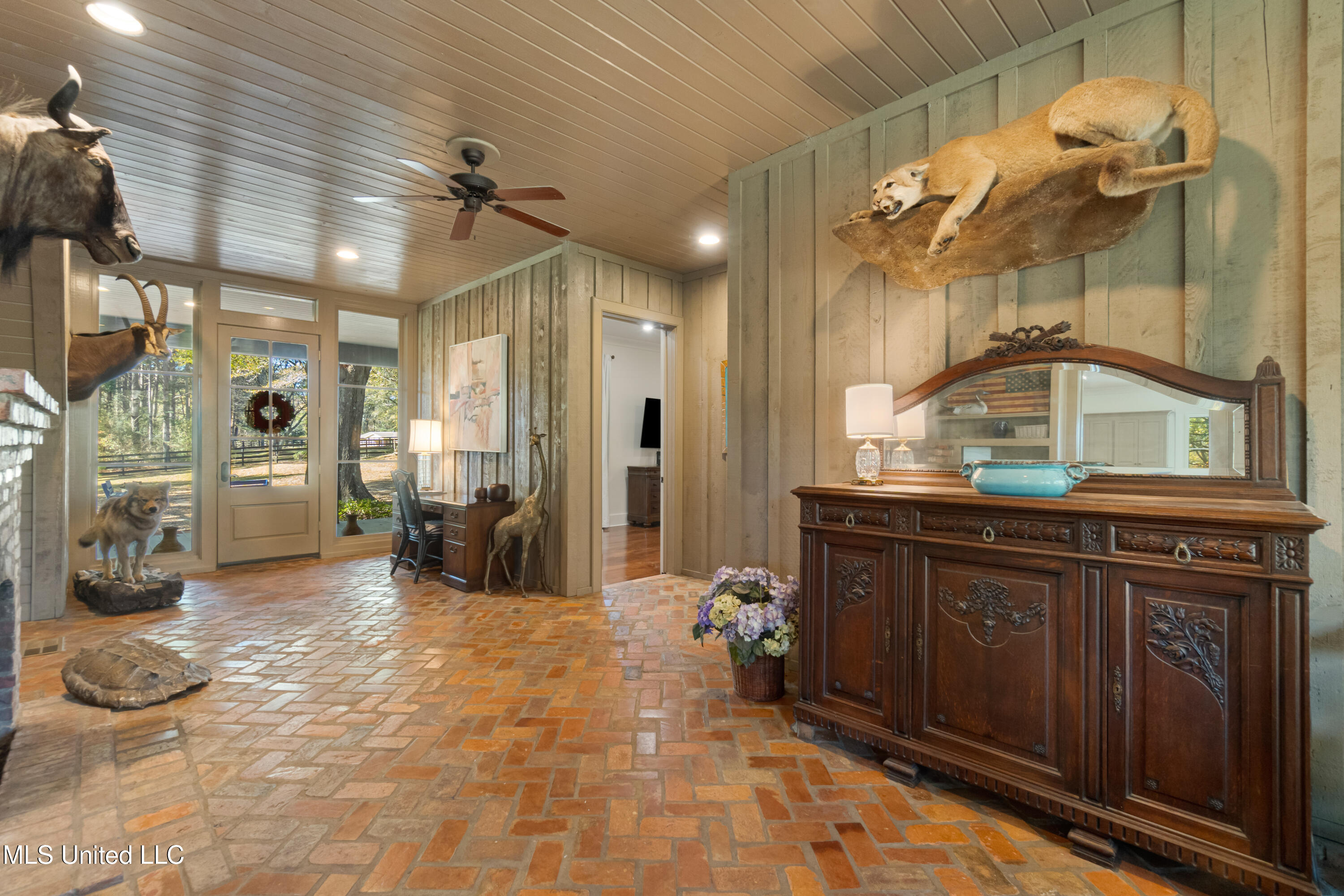 5844 N Williamsburg Road Property Photo 20