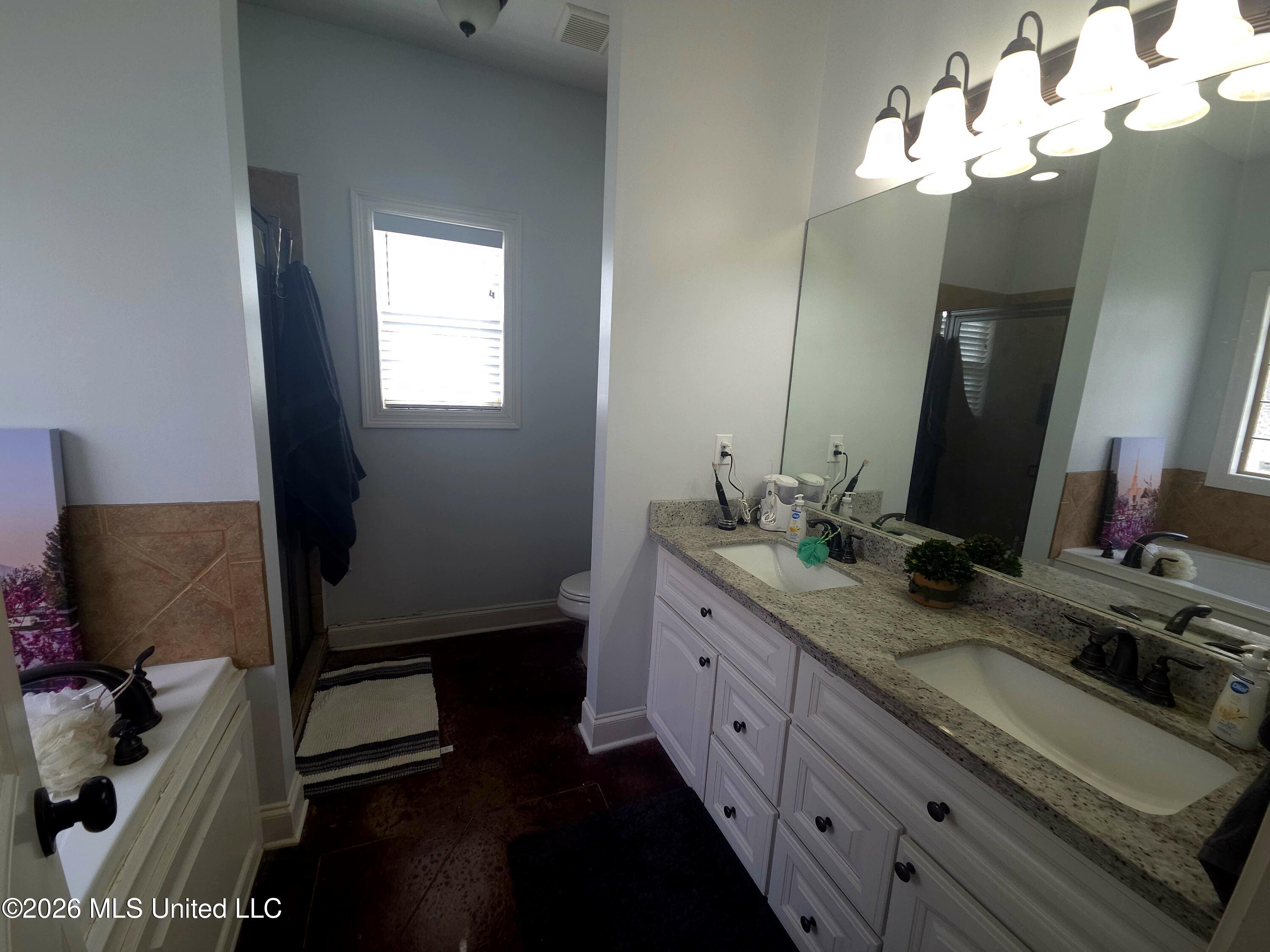 305 Flagstone Drive Property Photo 18