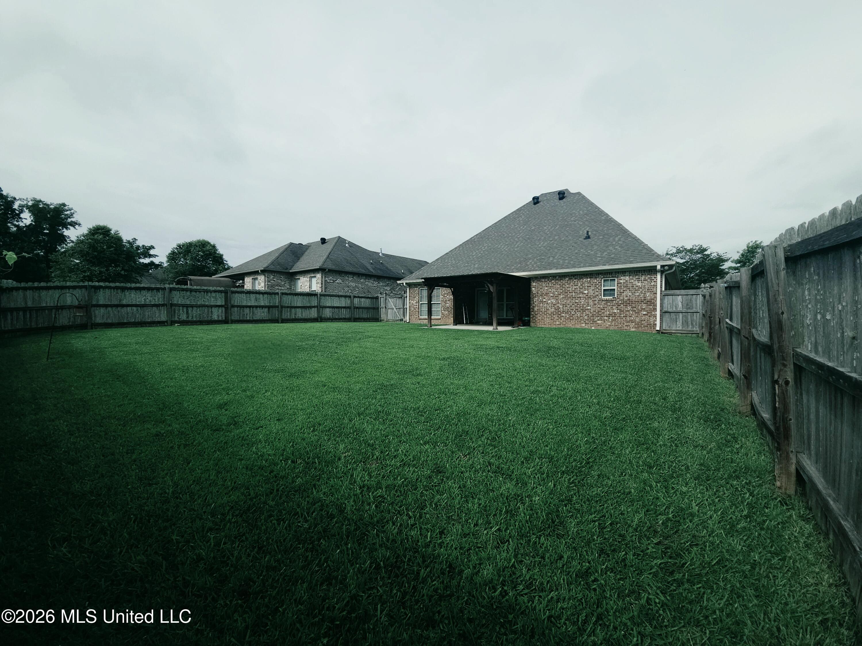 305 Flagstone Drive Property Photo 30