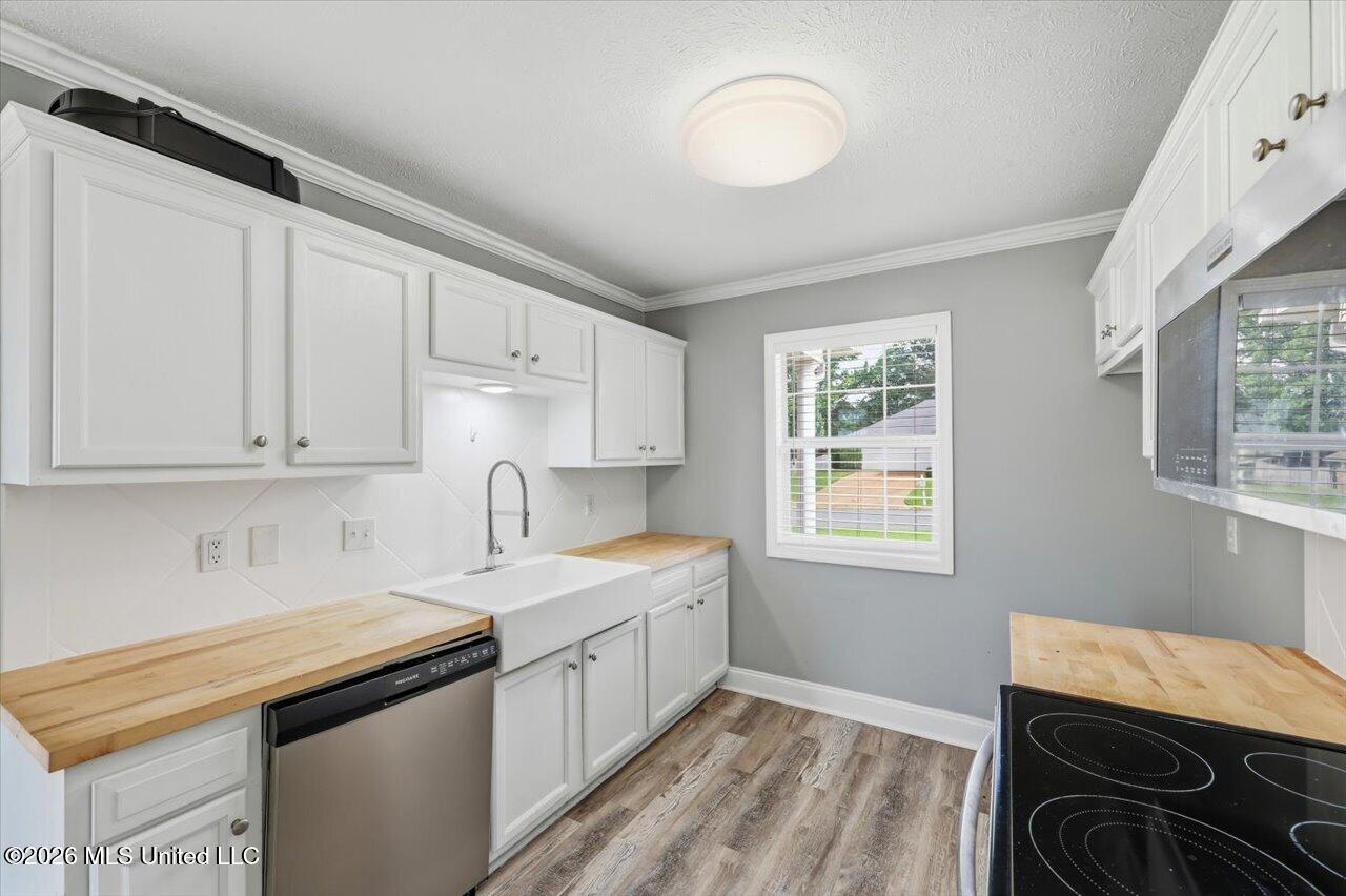 102 Oak Leaf Way Property Photo 10