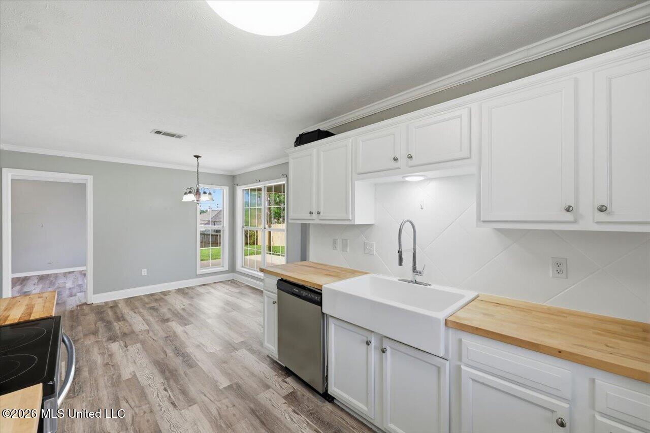 102 Oak Leaf Way Property Photo 12