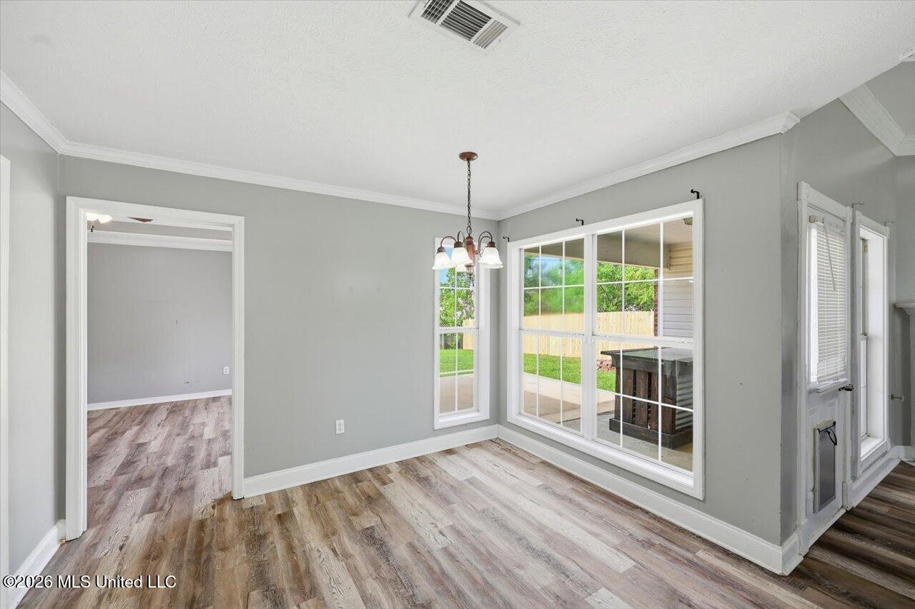 102 Oak Leaf Way Property Photo 13