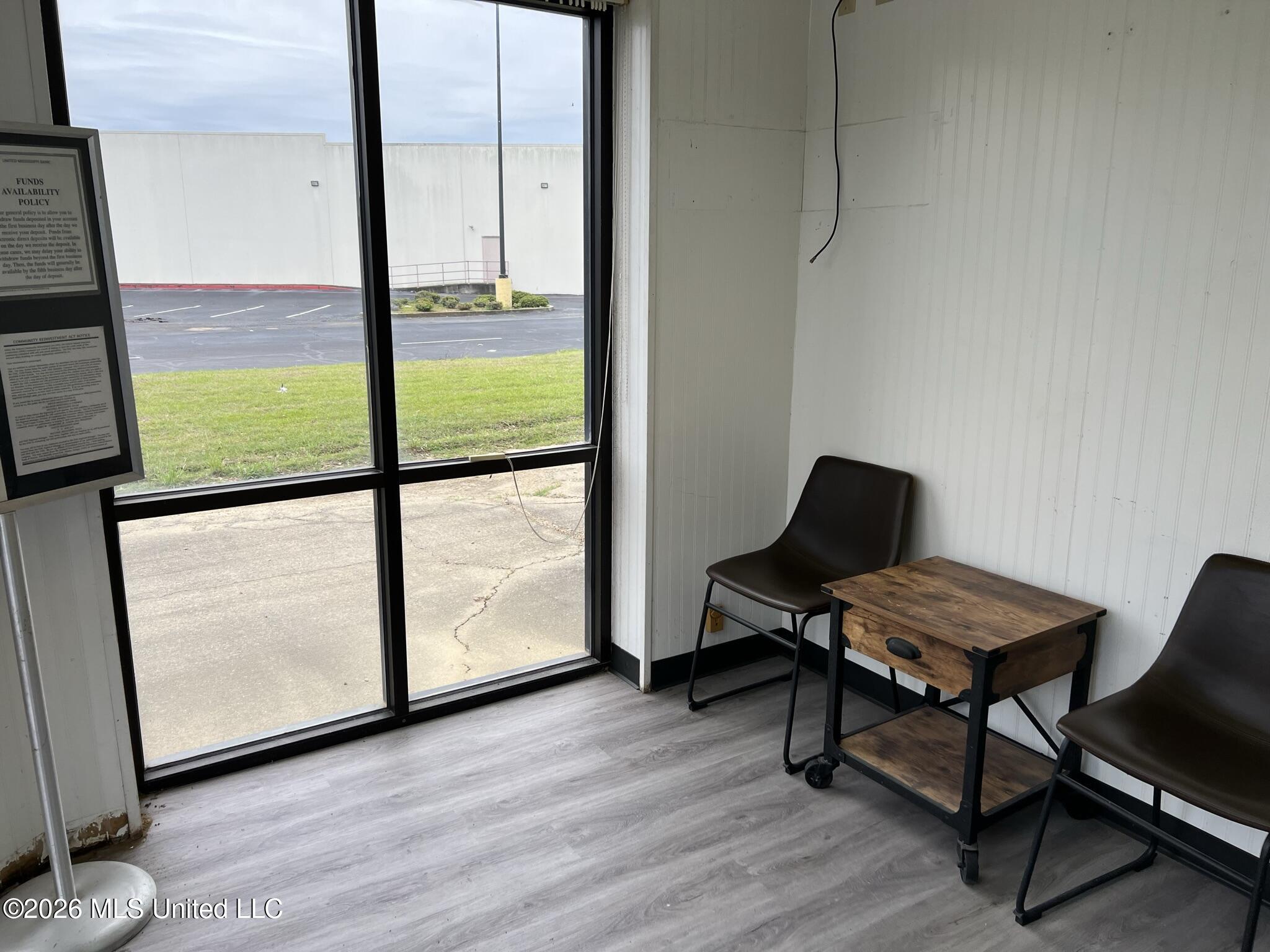 302 John R Junkin Drive Property Photo 2