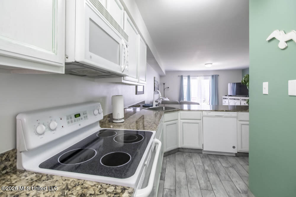 1664 Beach Boulevard Property Photo 3