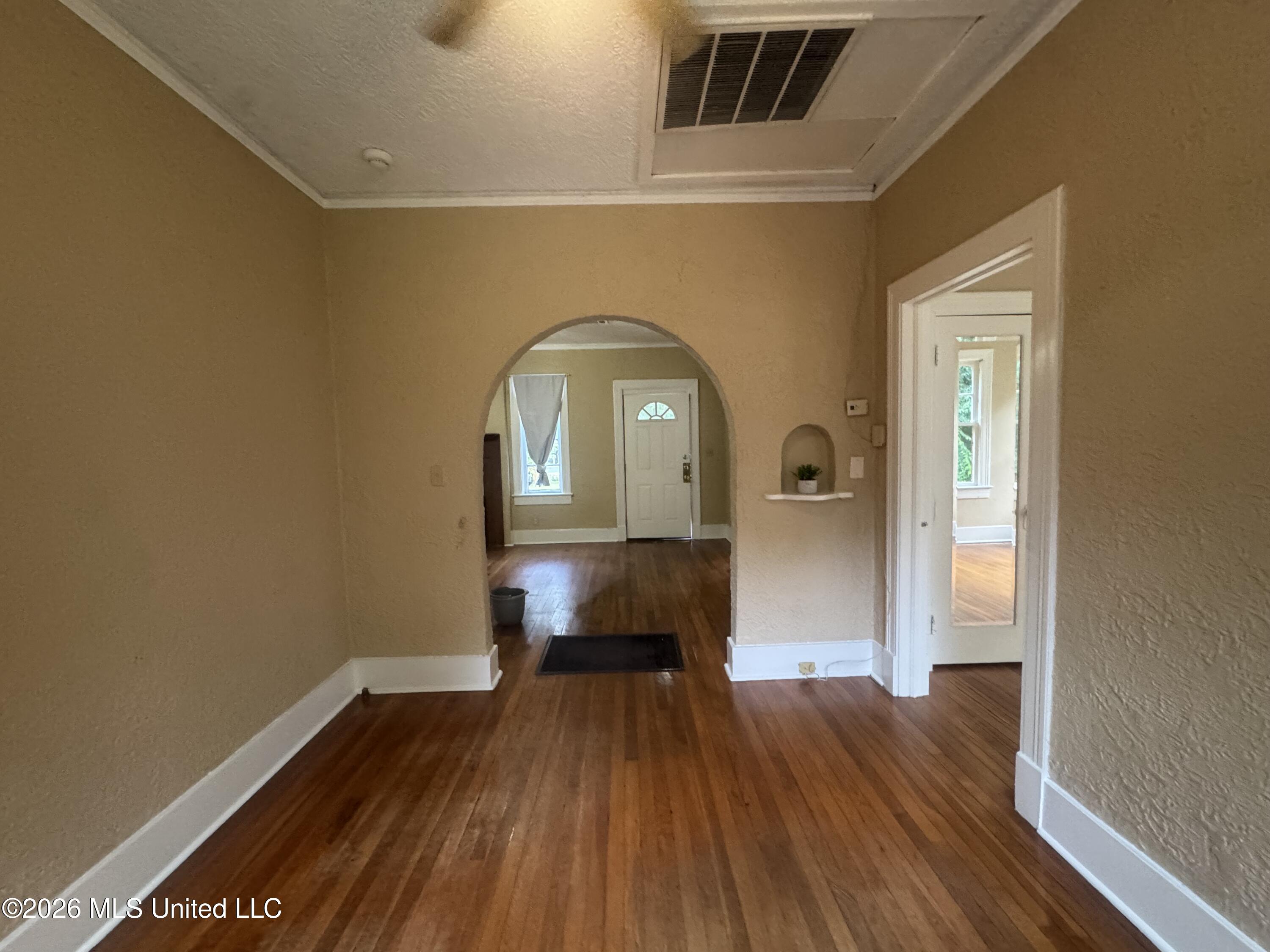 428 Decelle Street Property Photo 7