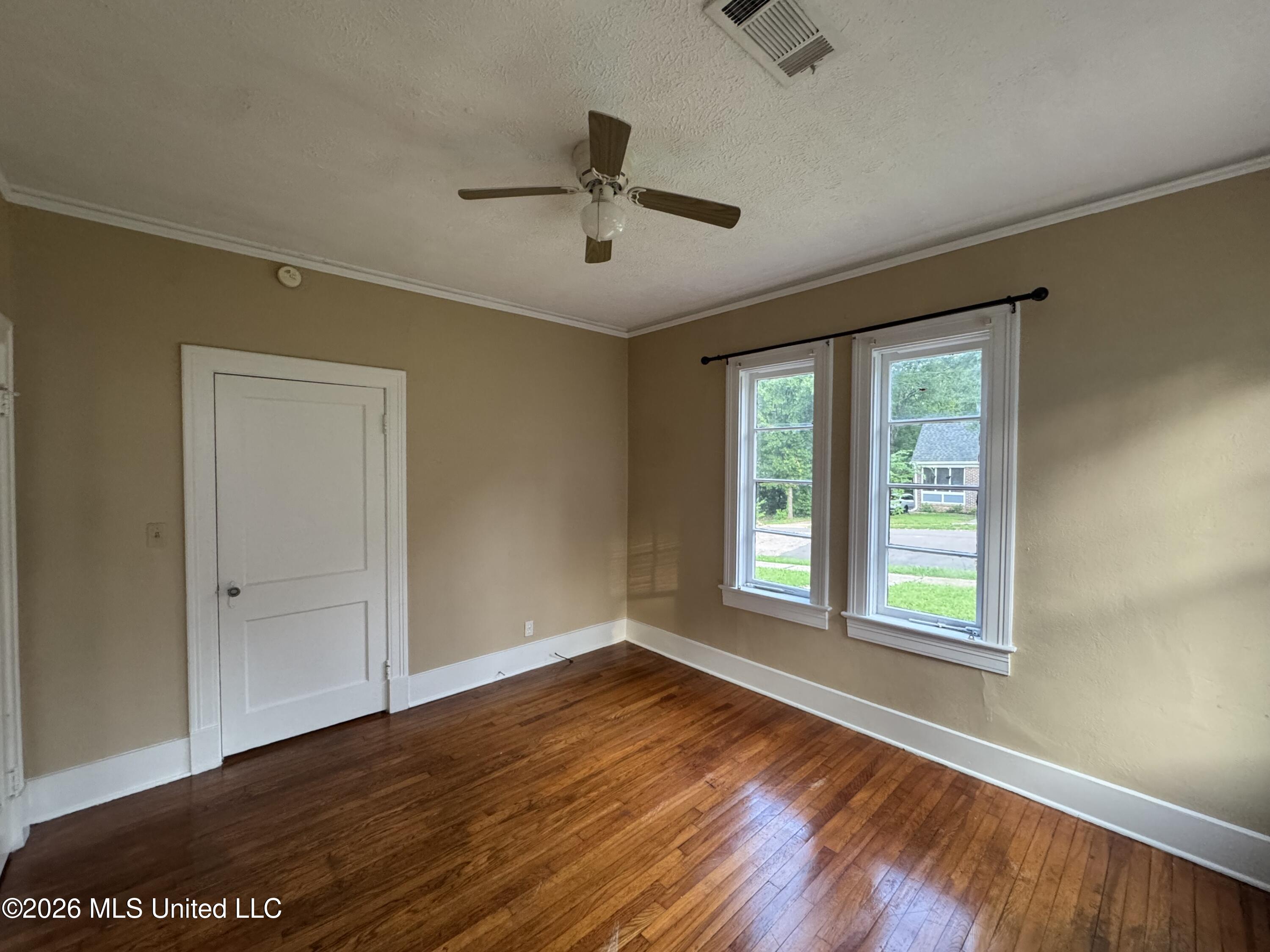 428 Decelle Street Property Photo 15