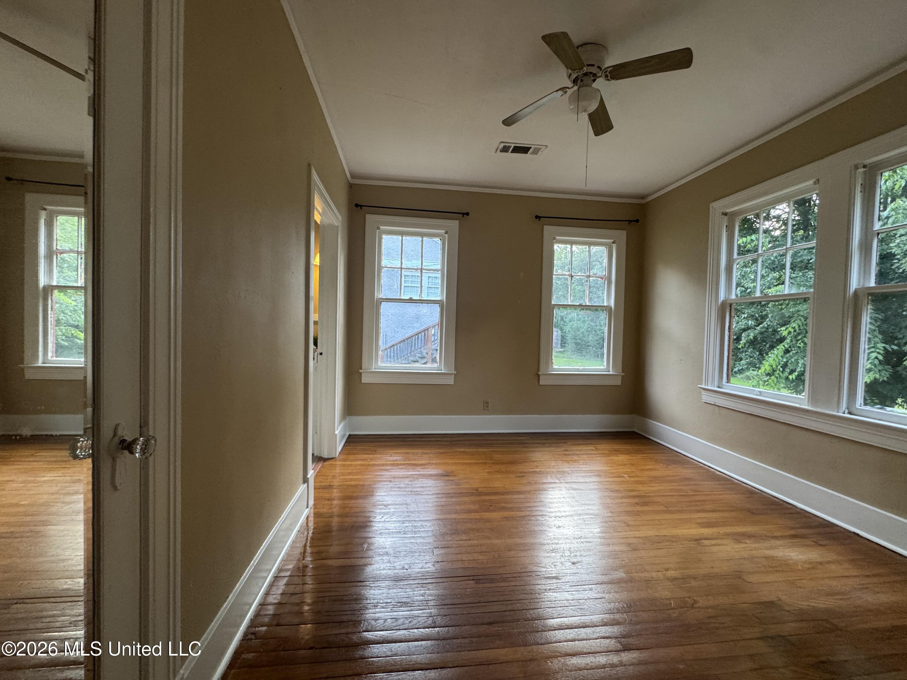 428 Decelle Street Property Photo 16