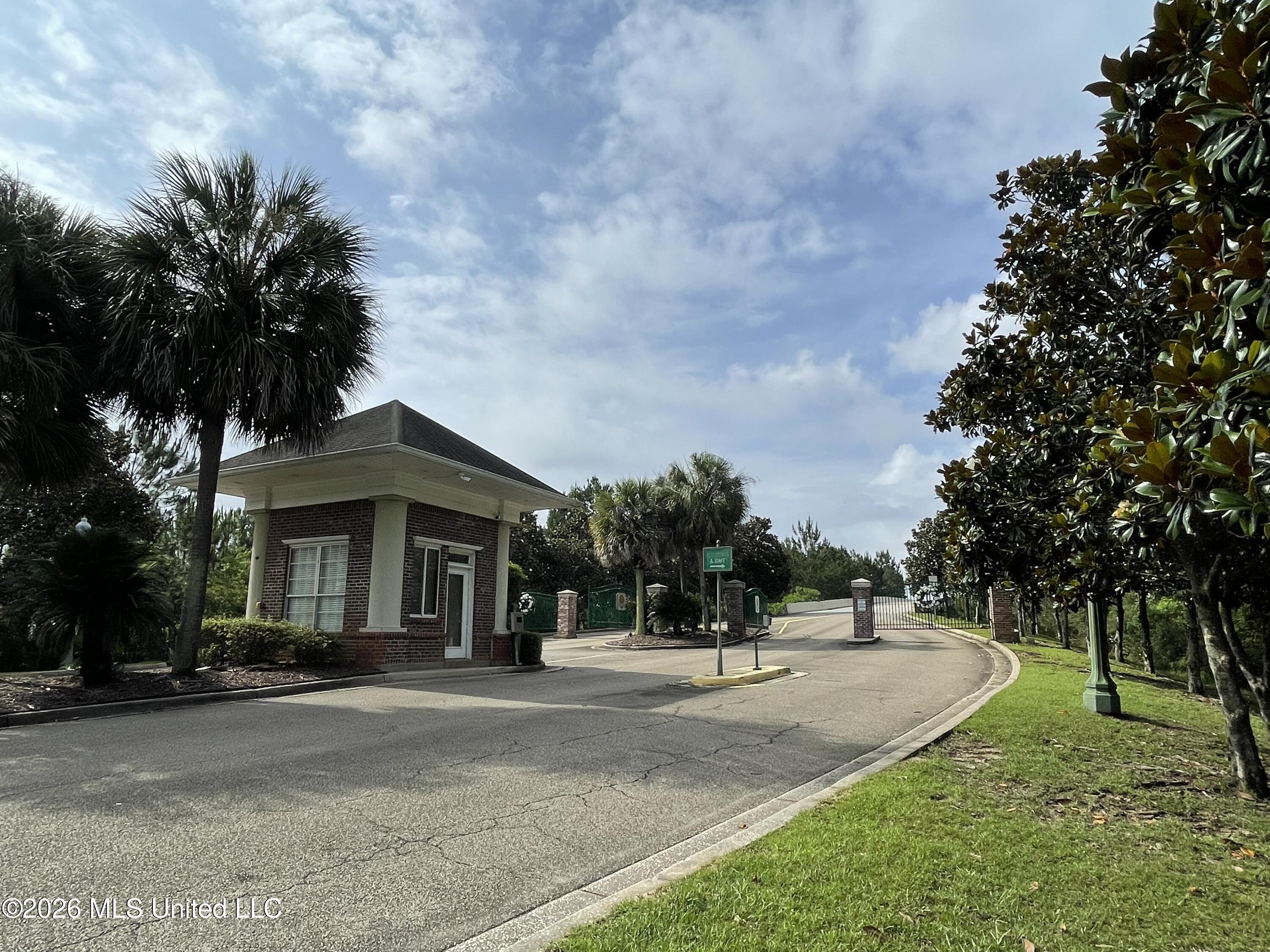 Shell Boulevard Property Photo 4