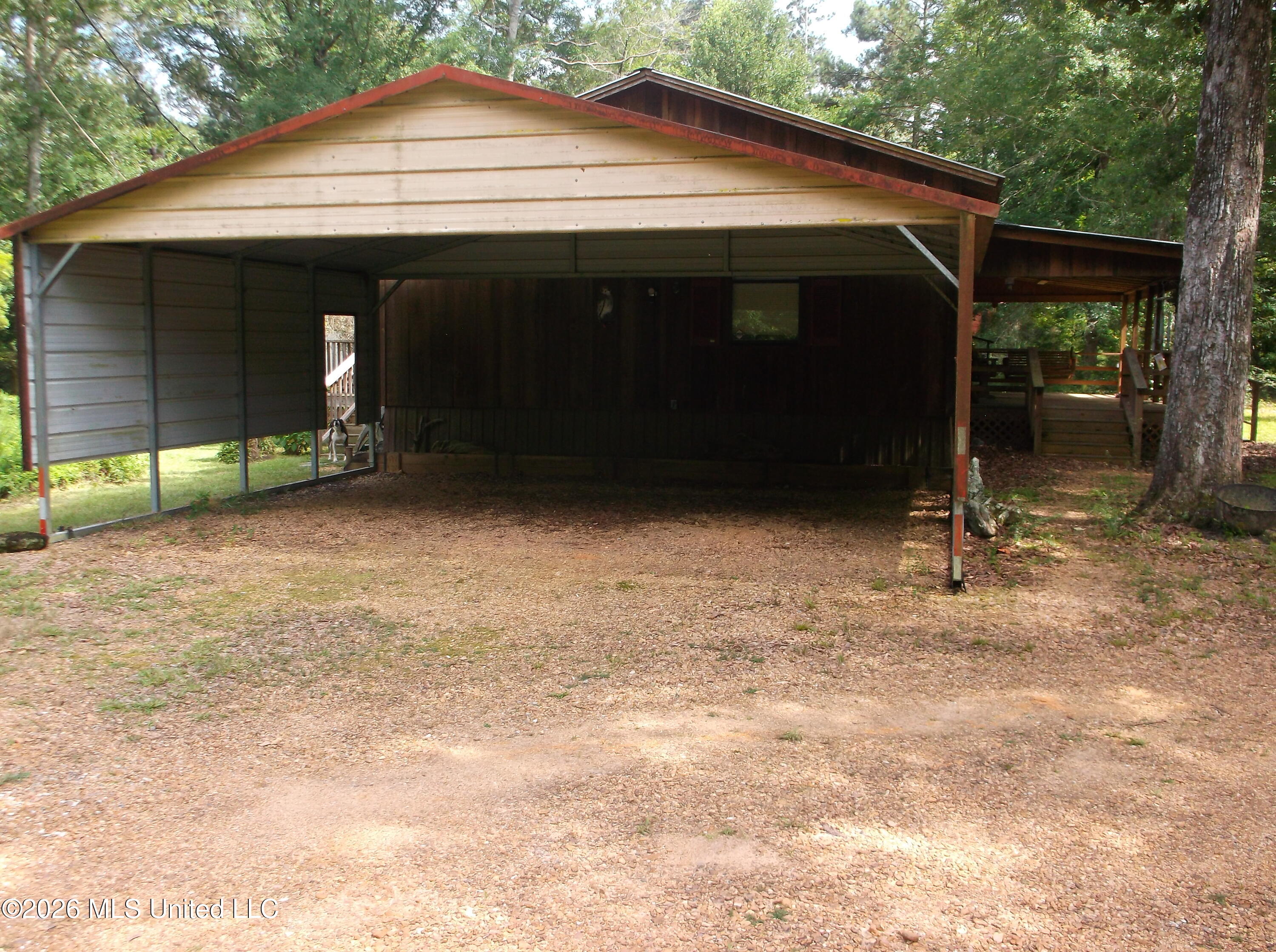 1090 Moak Road Property Photo 10