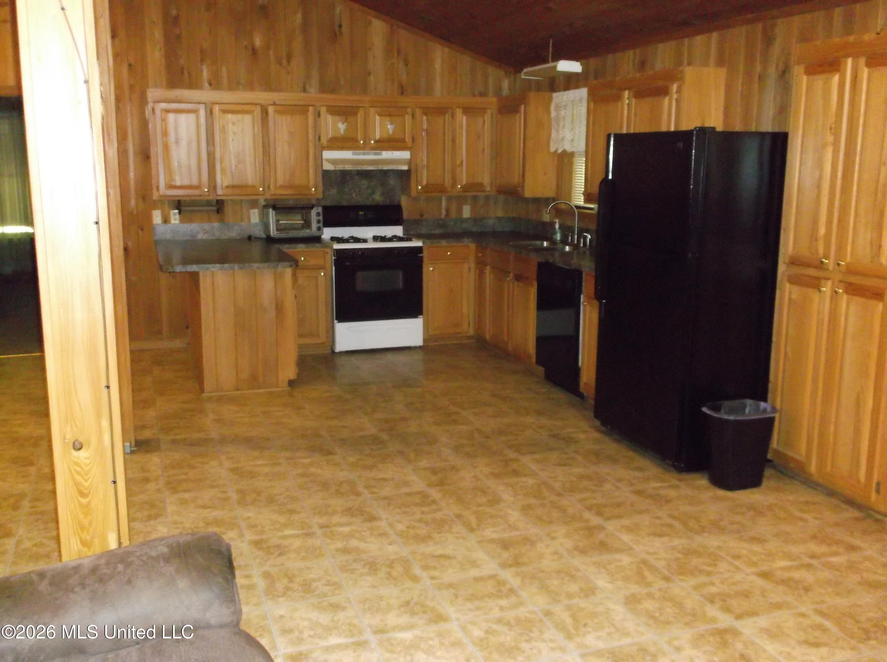 1090 Moak Road Property Photo 15