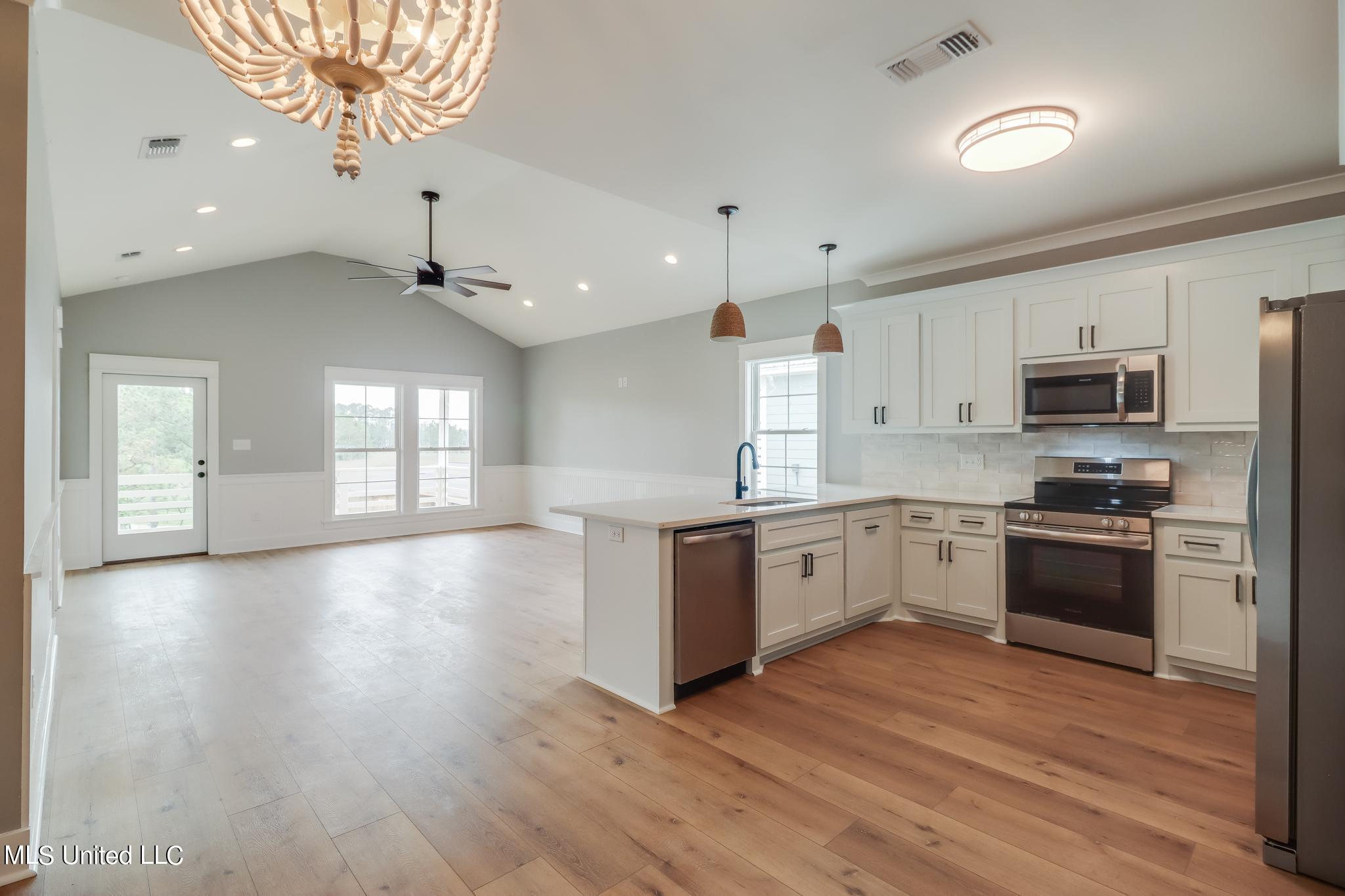 4167 Nineteenth Street Property Photo 11