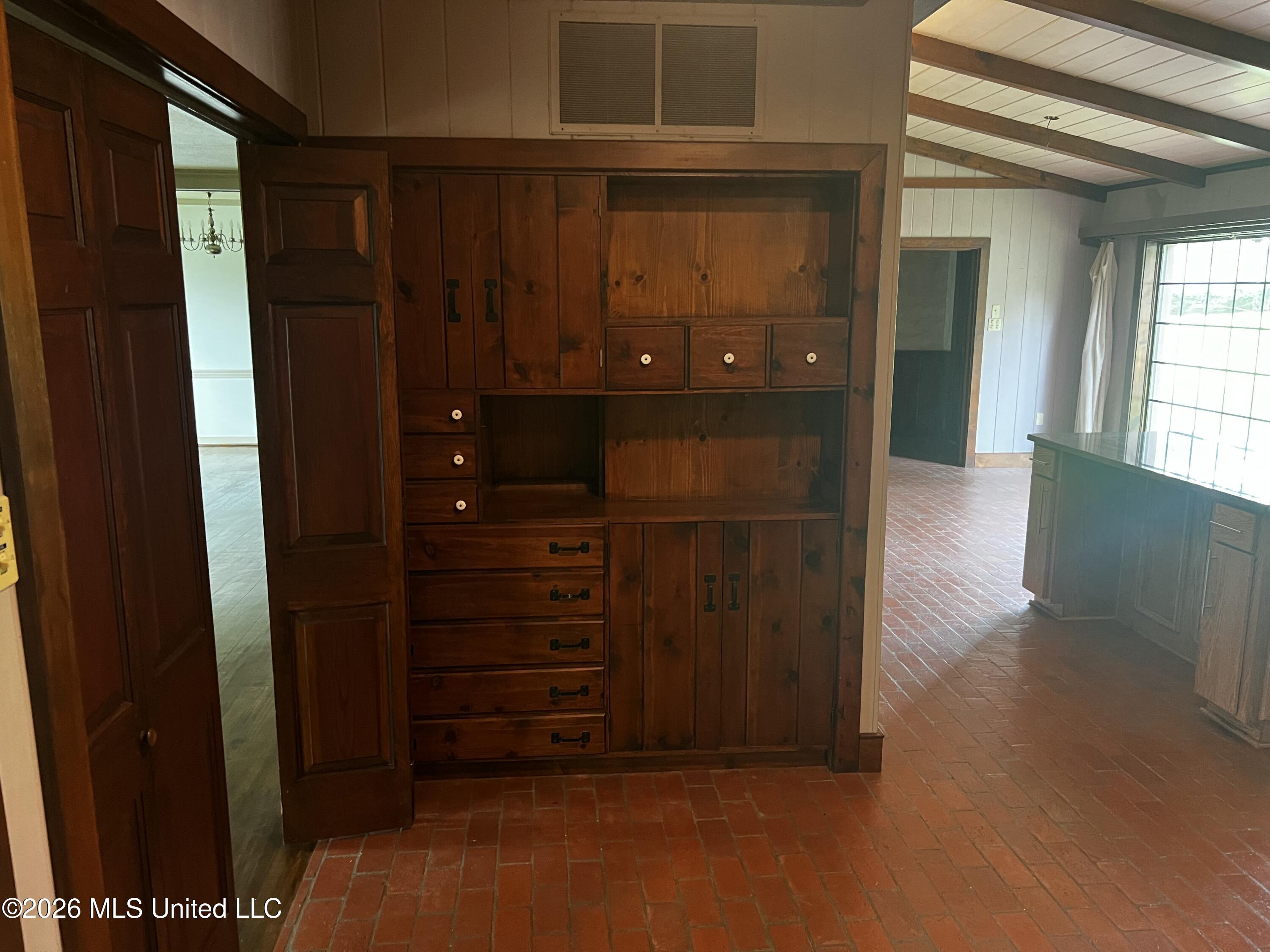100 Camellia Circle Property Photo 8