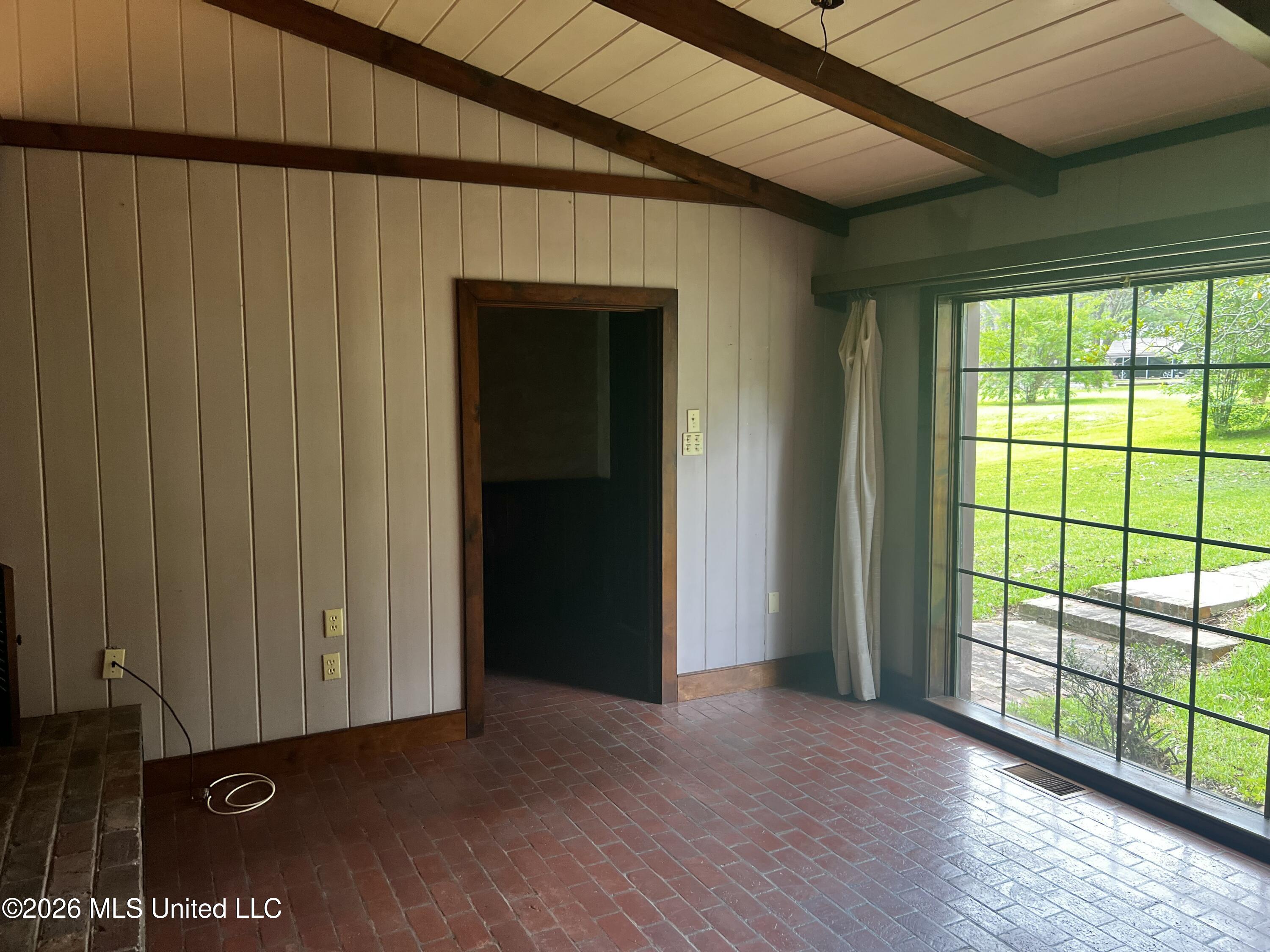100 Camellia Circle Property Photo 14