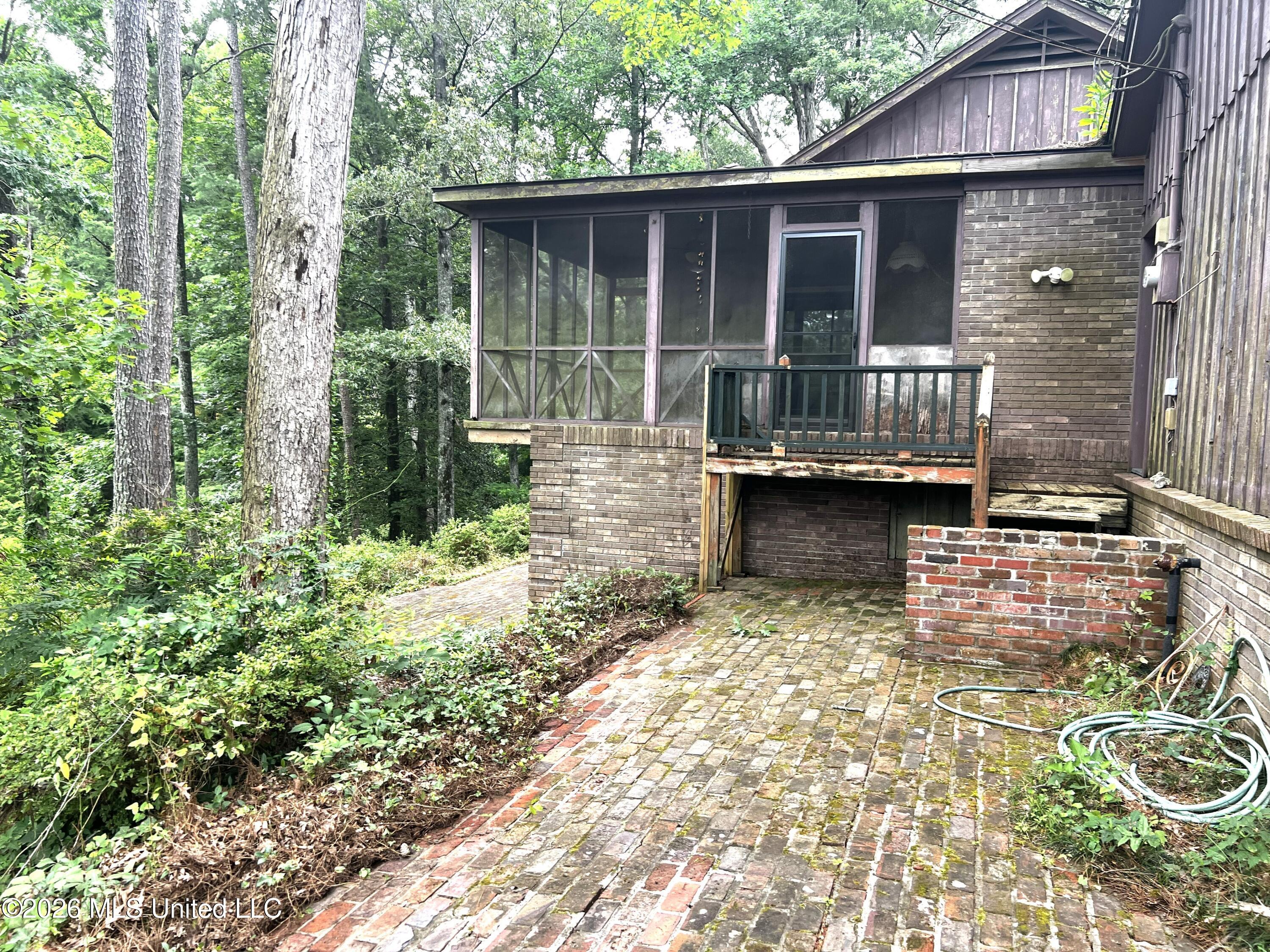 100 Camellia Circle Property Photo 43