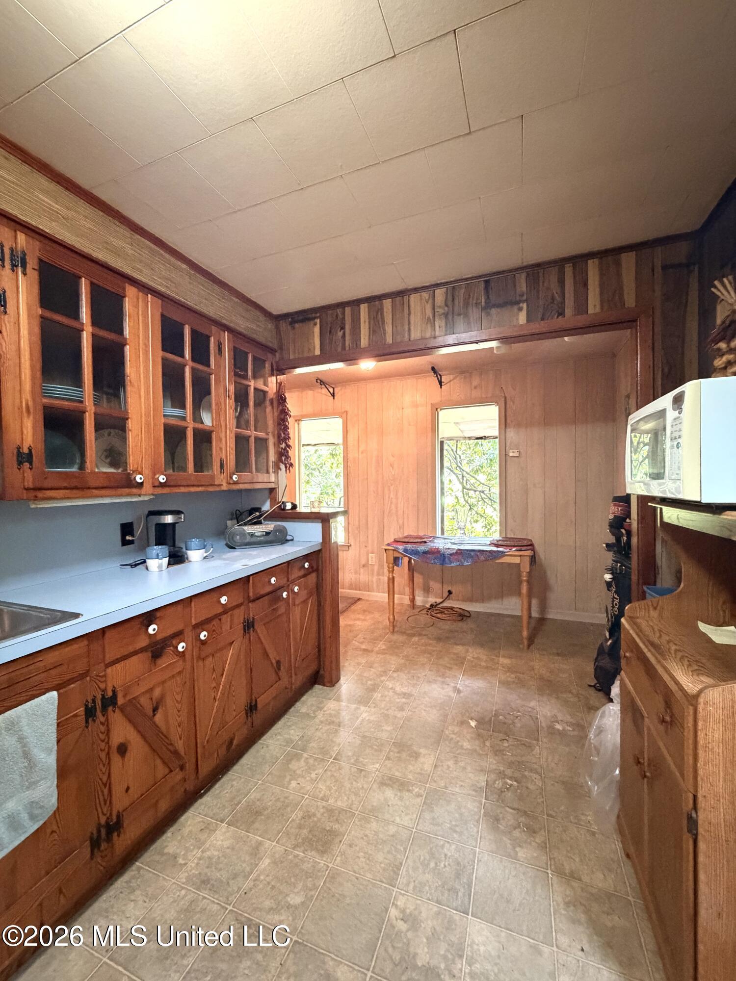 818 S Cleveland Avenue Property Photo 10