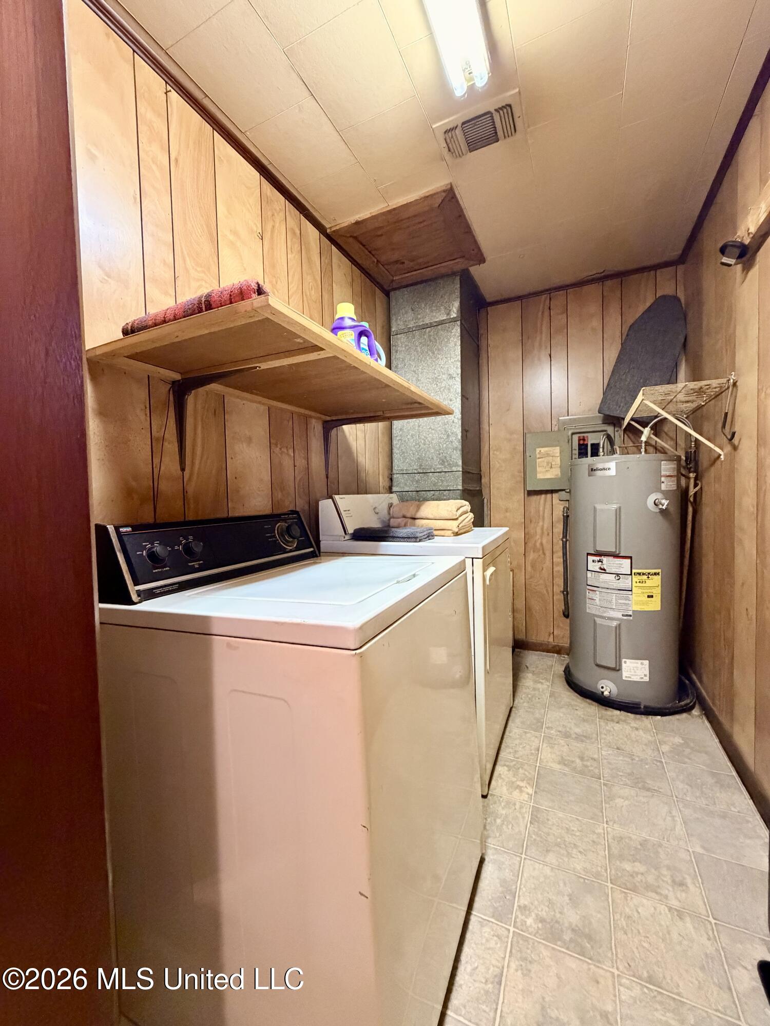 818 S Cleveland Avenue Property Photo 13