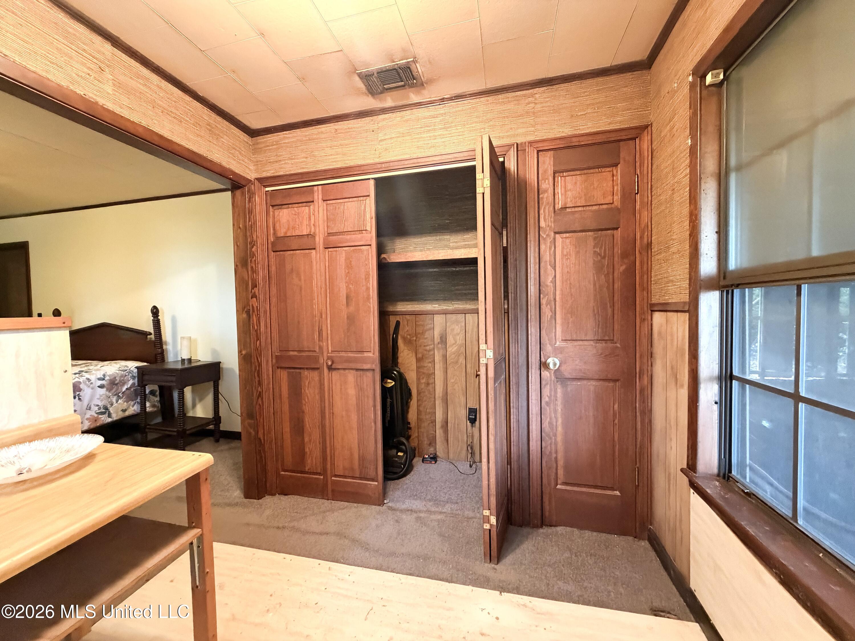 818 S Cleveland Avenue Property Photo 22