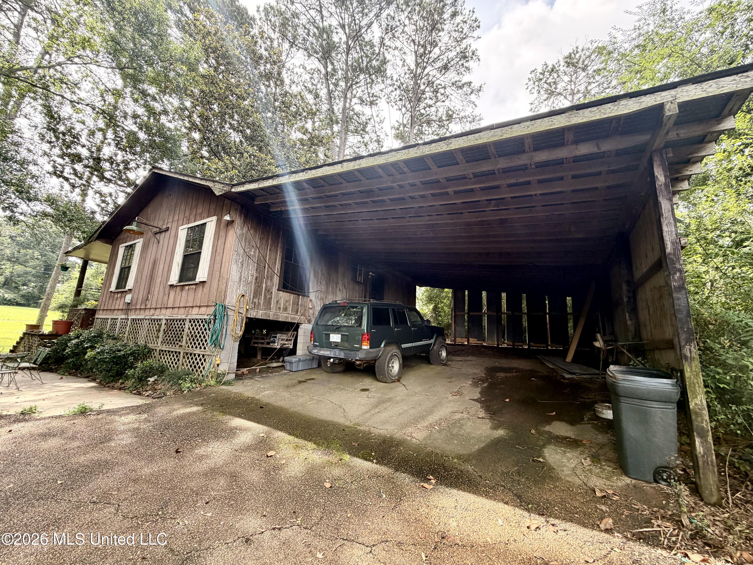 818 S Cleveland Avenue Property Photo 24