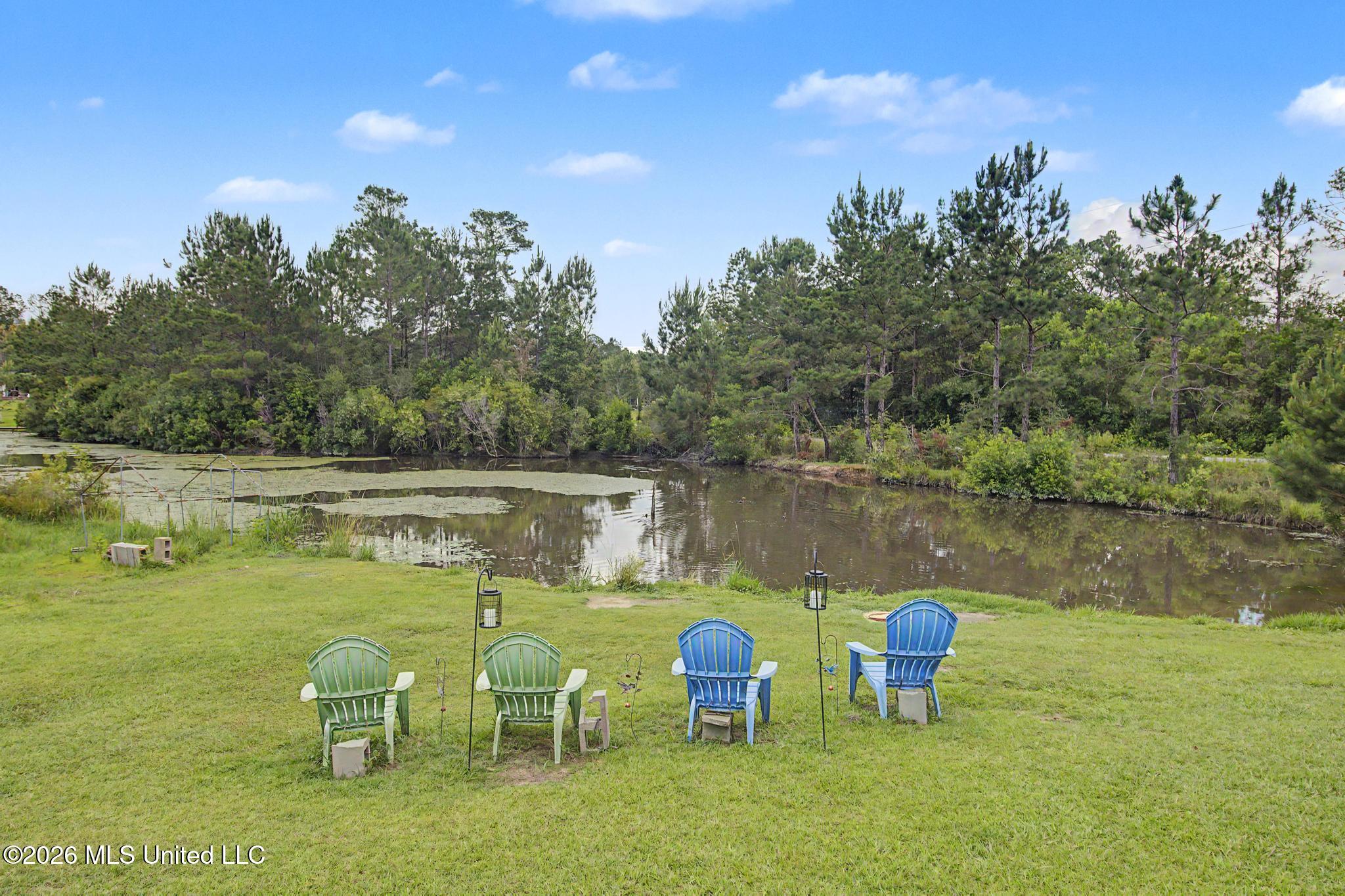 130 Daniels Way Property Photo 2